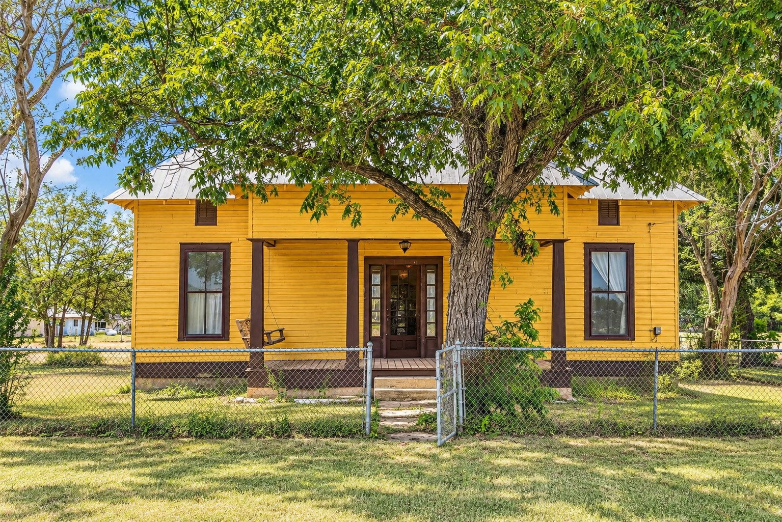 115 N Lockhart St — photo