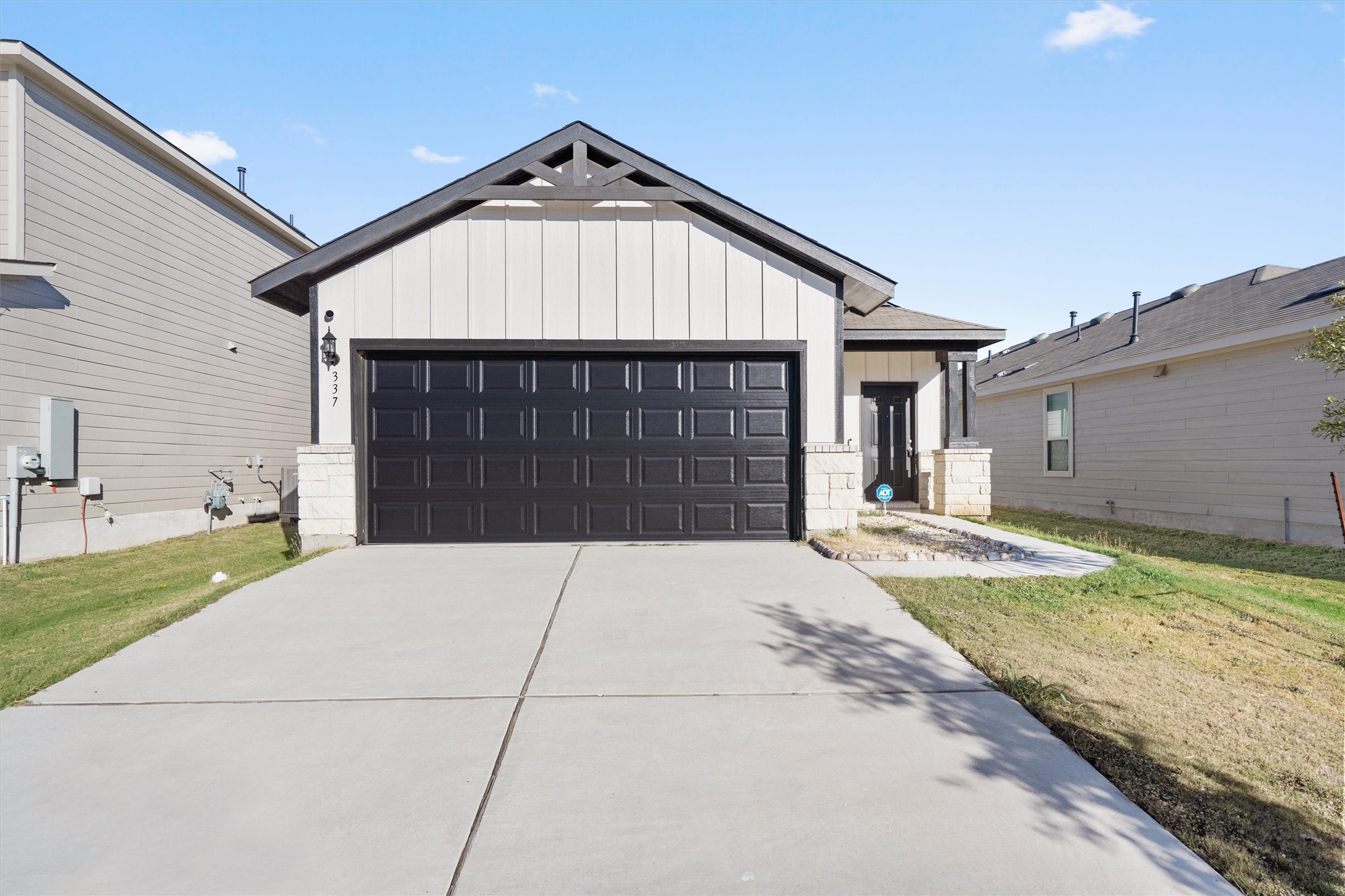 337 Harper Ln — photo