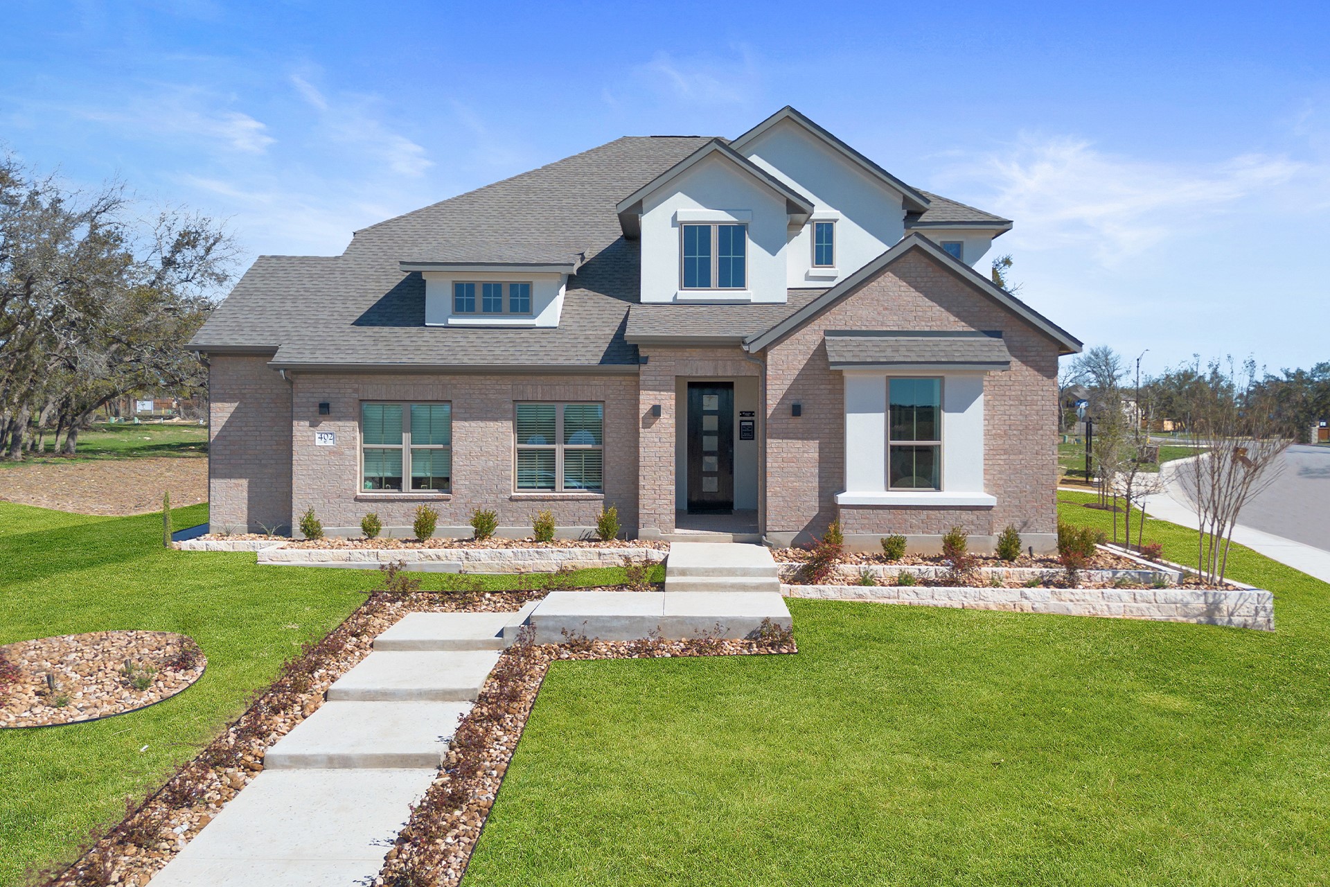 402 Raleigh Dr — photo
