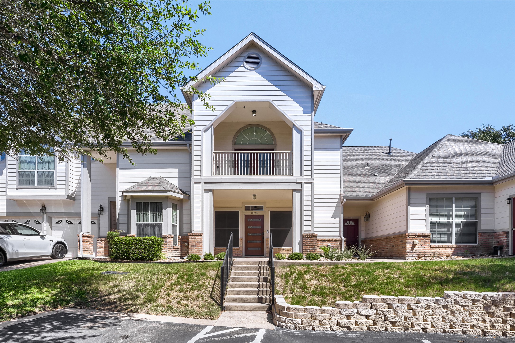 12285 Mulligan Glen Ct D — photo