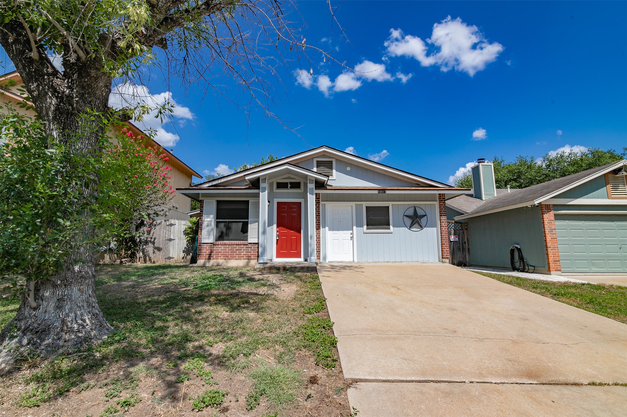 10517 Archdale Dr — photo