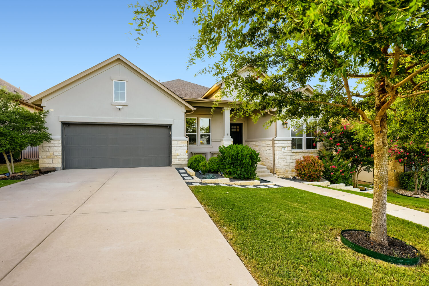 621 Rancho Sienna Loop, Georgetown, TX 78628 — photo 2
