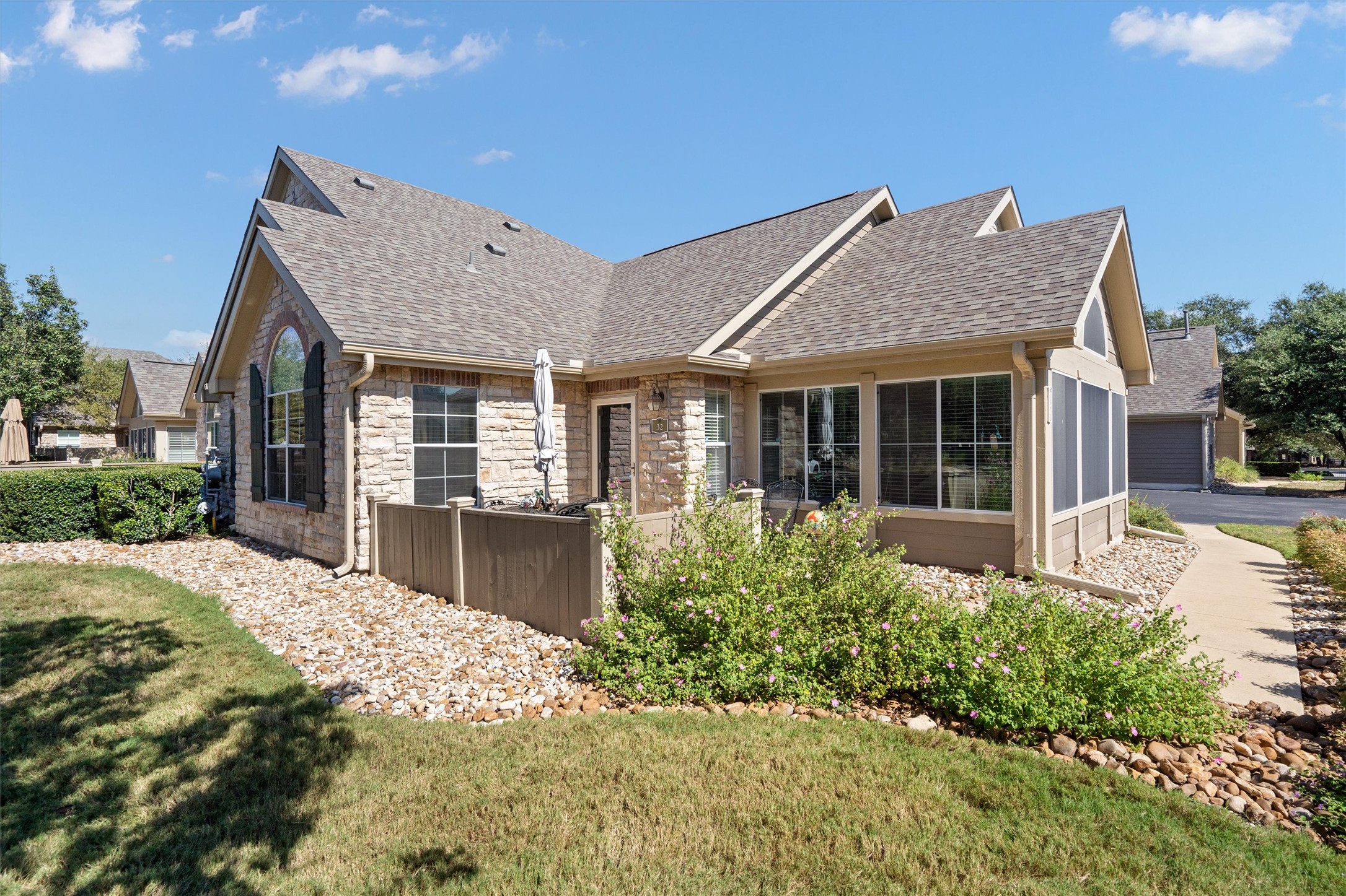 30 Wildwood Dr Unit 32 — photo