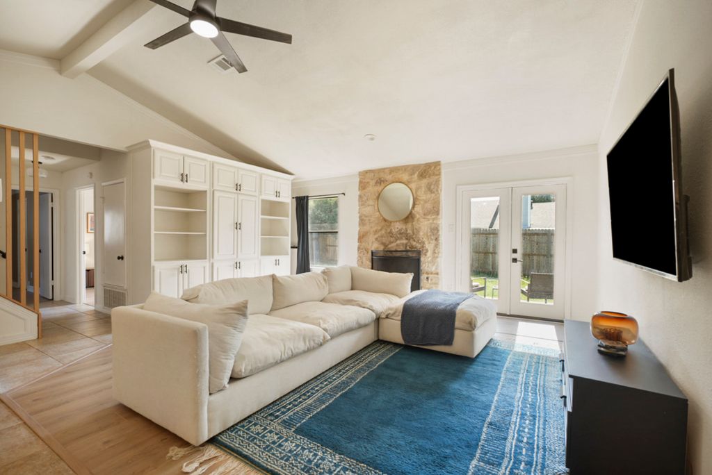 9833 Briar Ridge Dr — photo