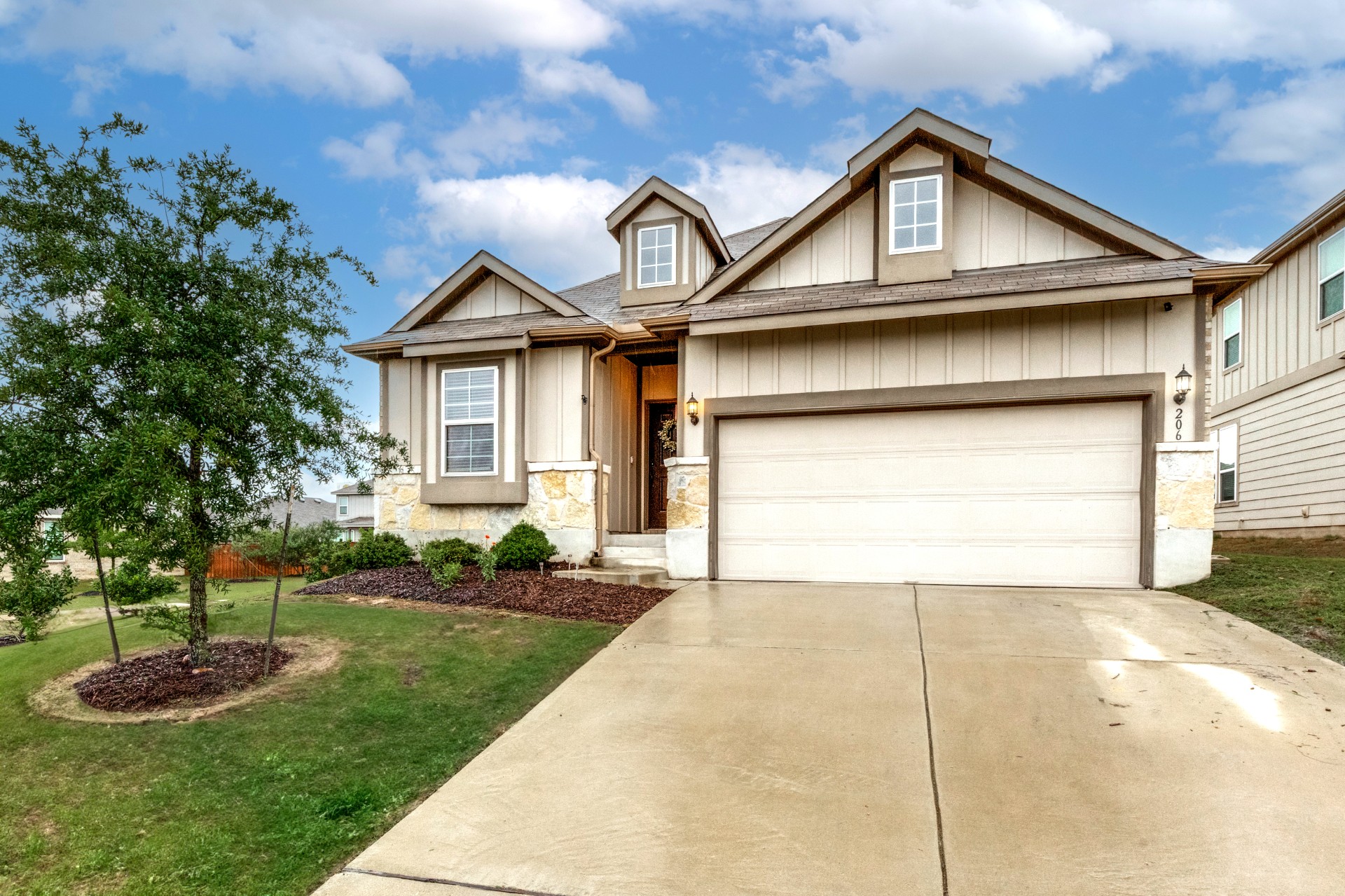 206 Beechnut Dr — photo
