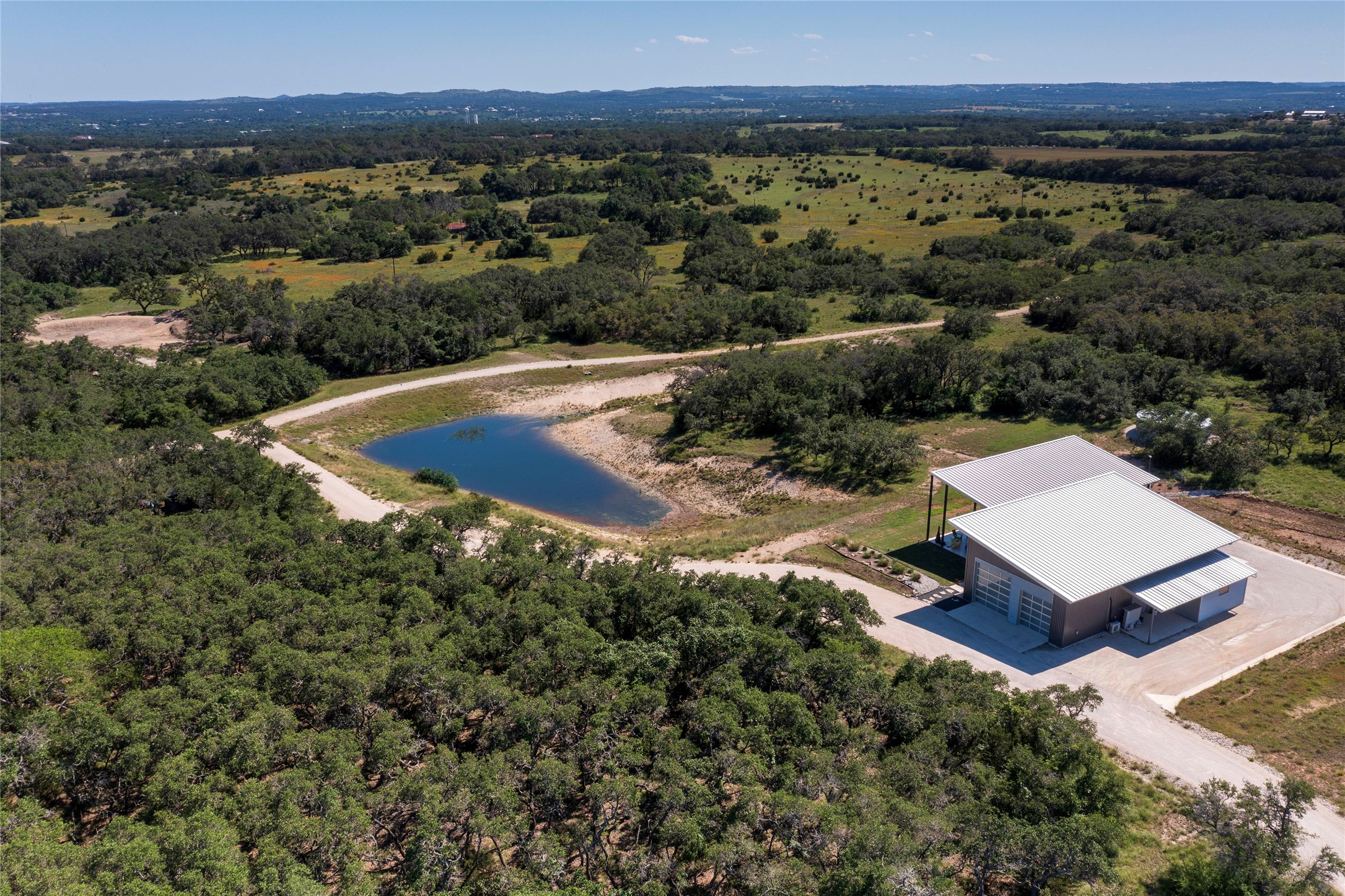 370 Gray Wolf, Blanco, TX 78606 — photo 3