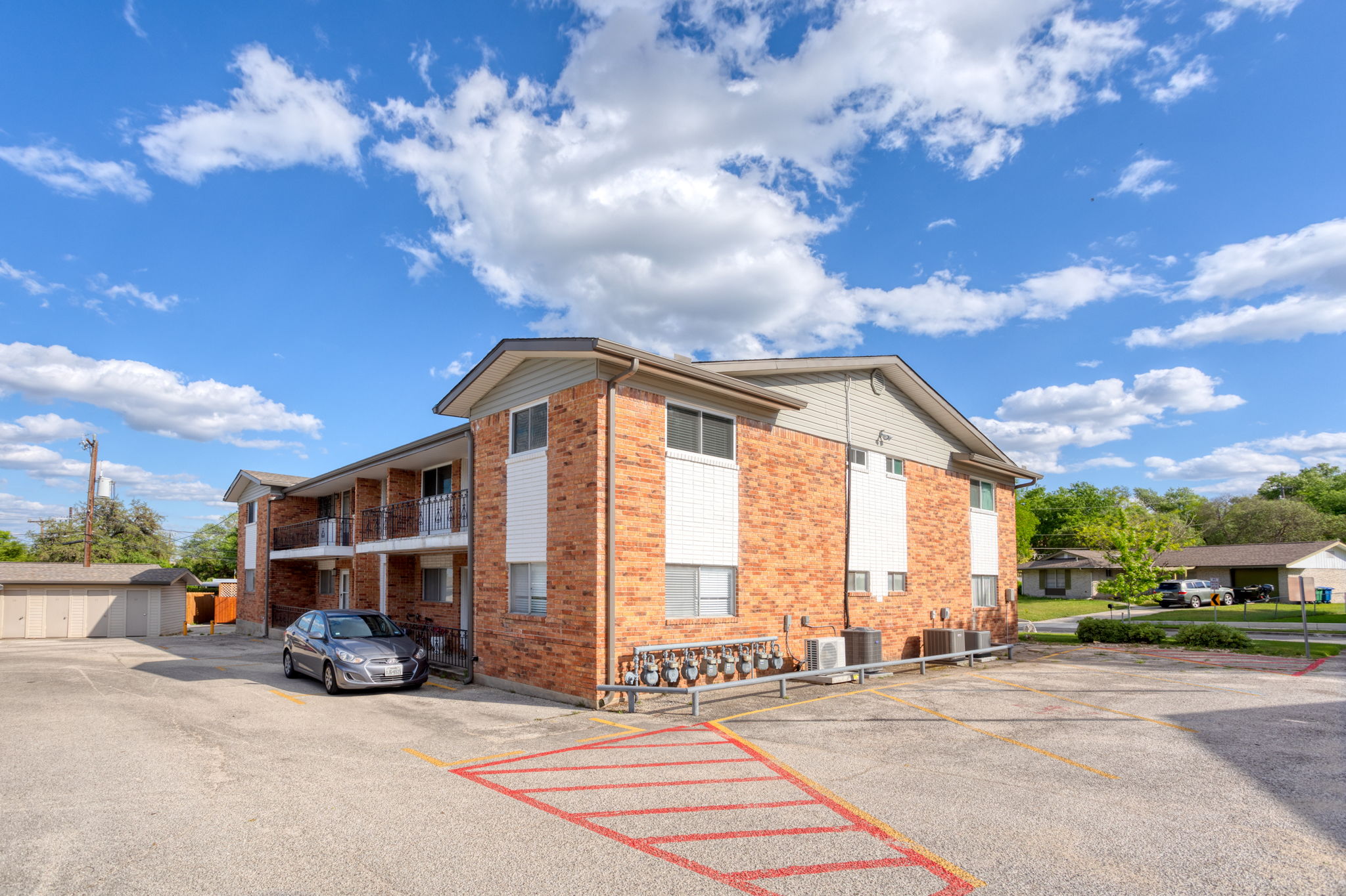 201 W Silver Sands Dr 8 — photo