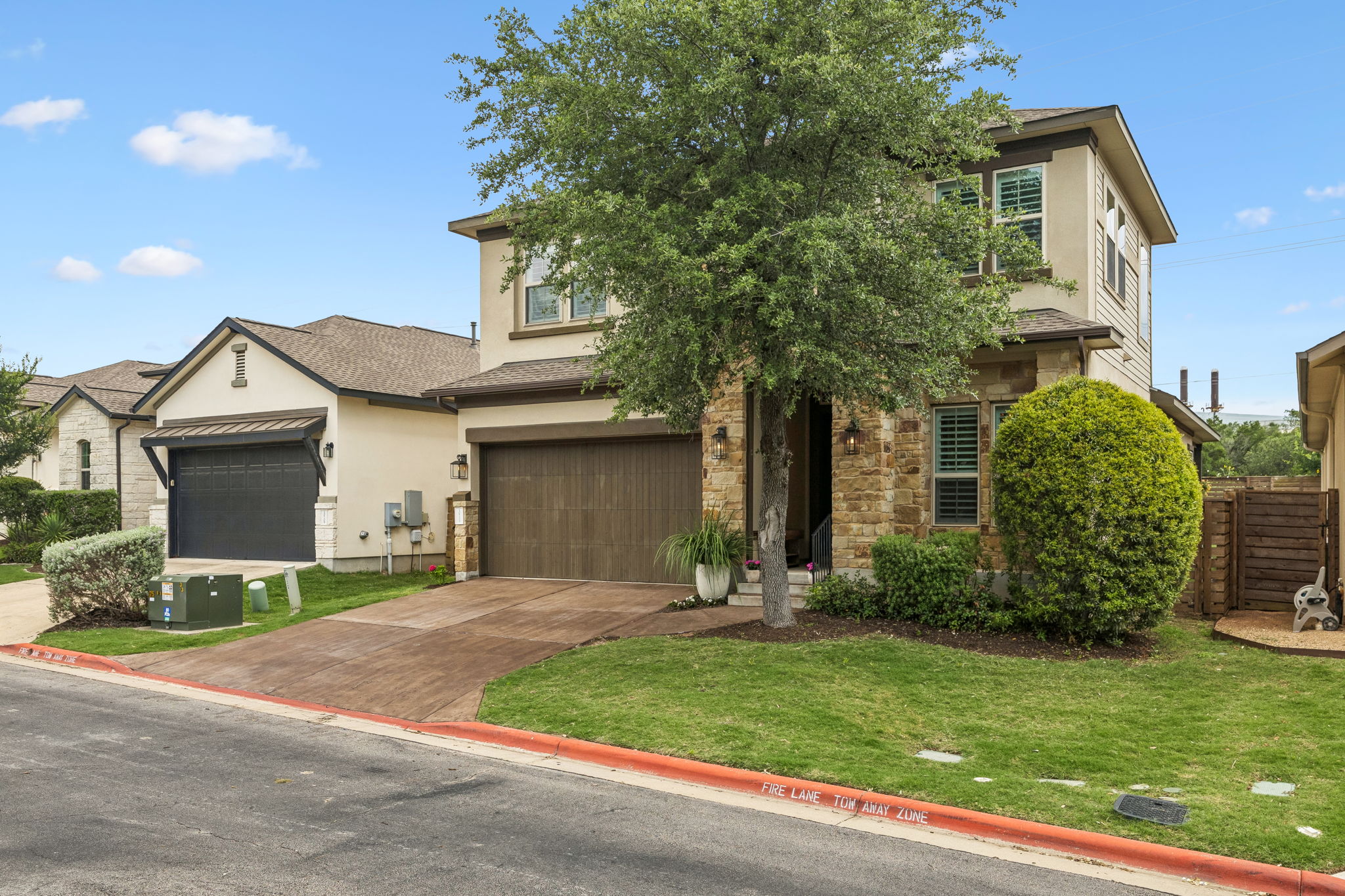 10711 Twisted Elm Dr — photo
