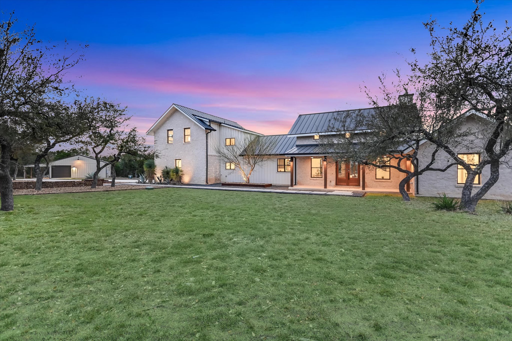 6434 Mustang Valley Trl — photo