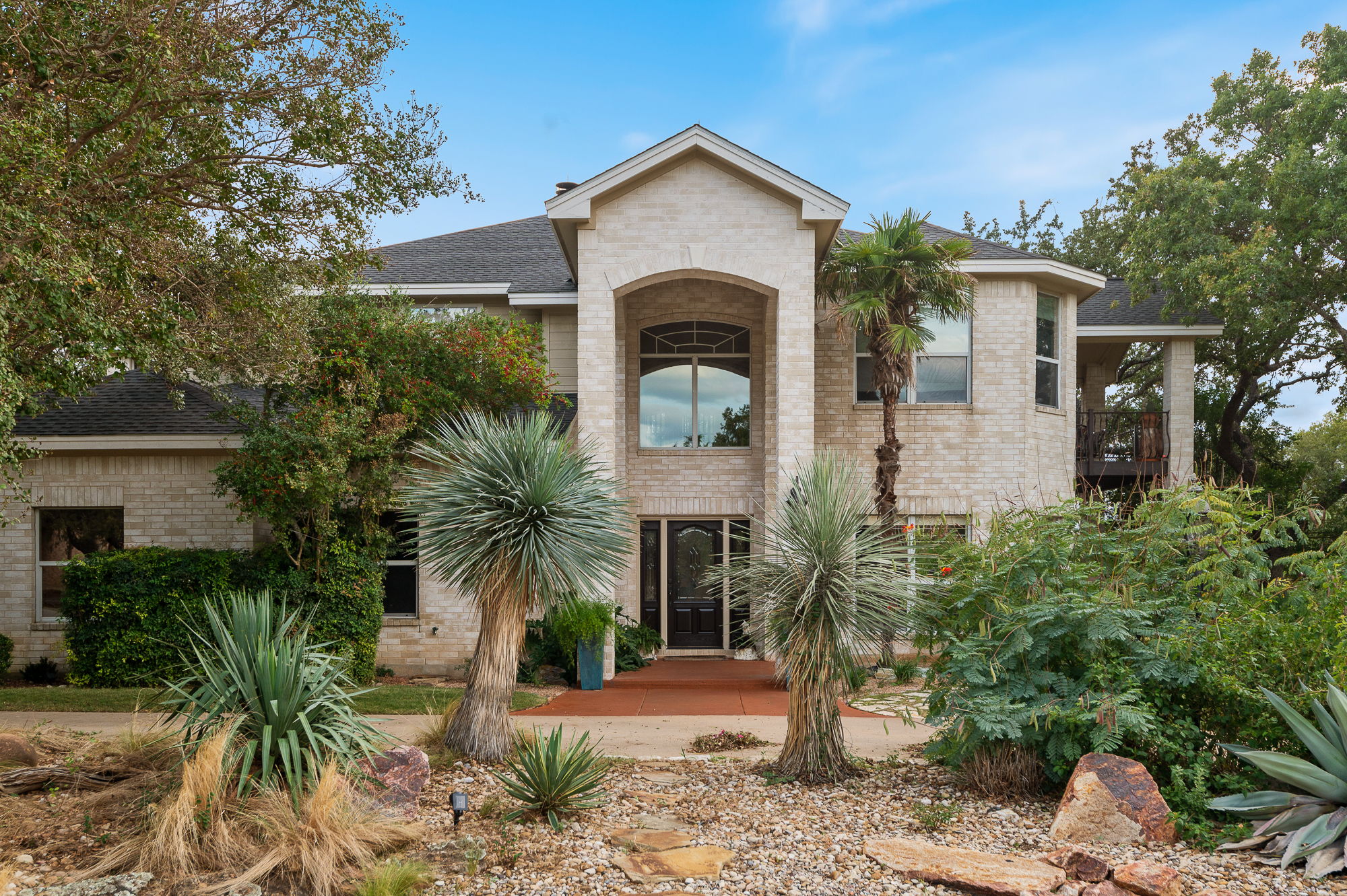215 Tellus Street, Lakeway, TX 78734