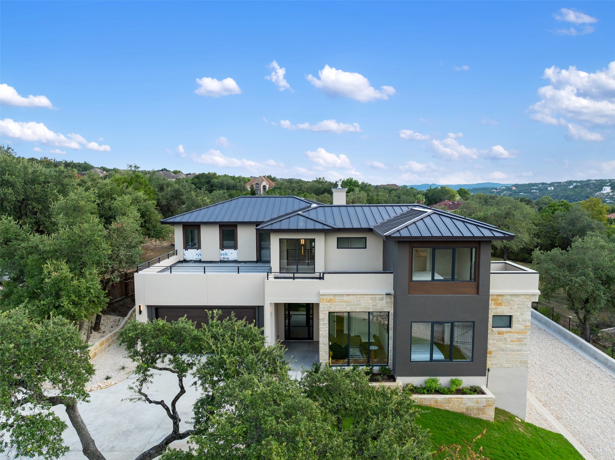 13701 Montview Dr — photo