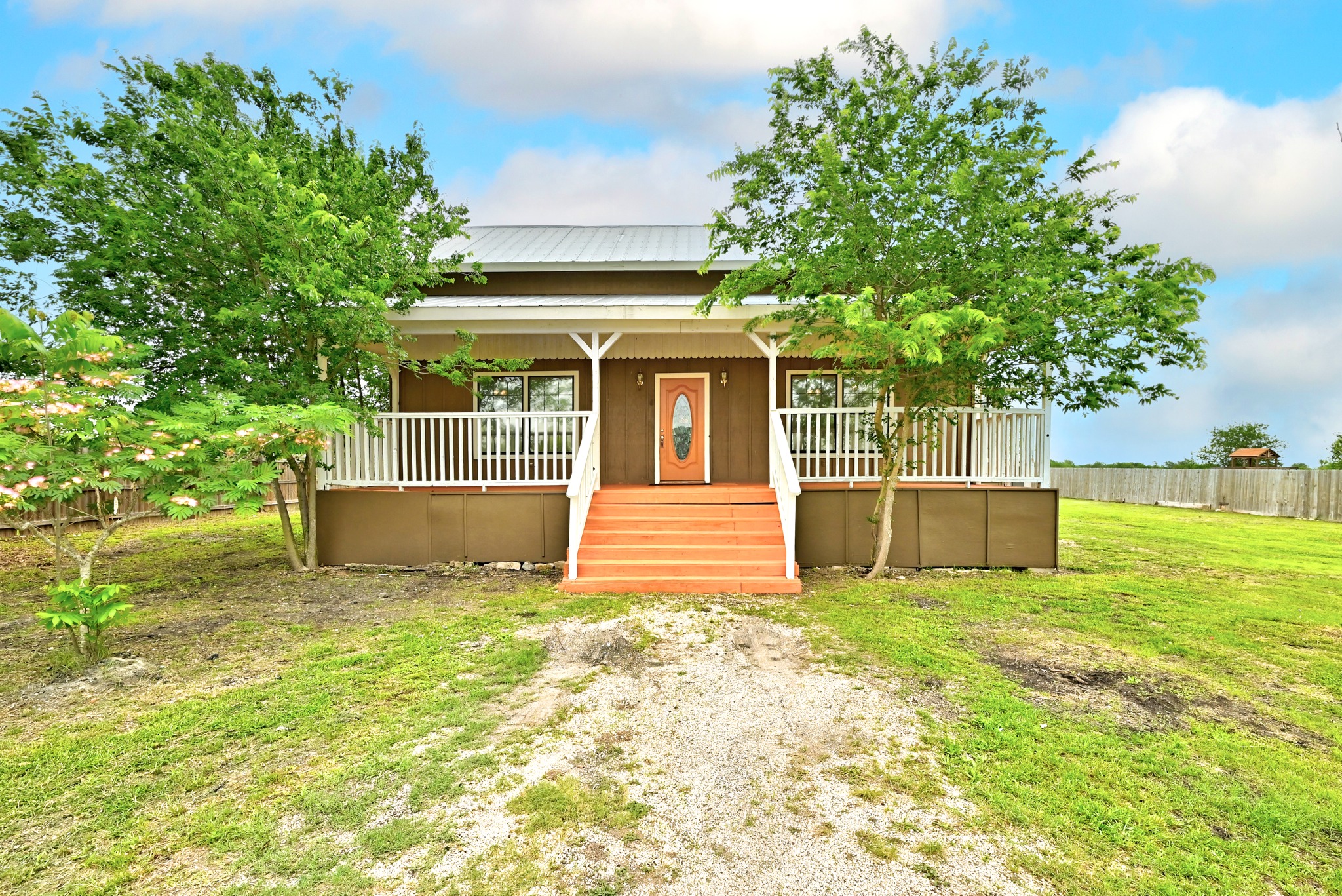 320 Sunset Ridge Road, Maxwell, TX 78656