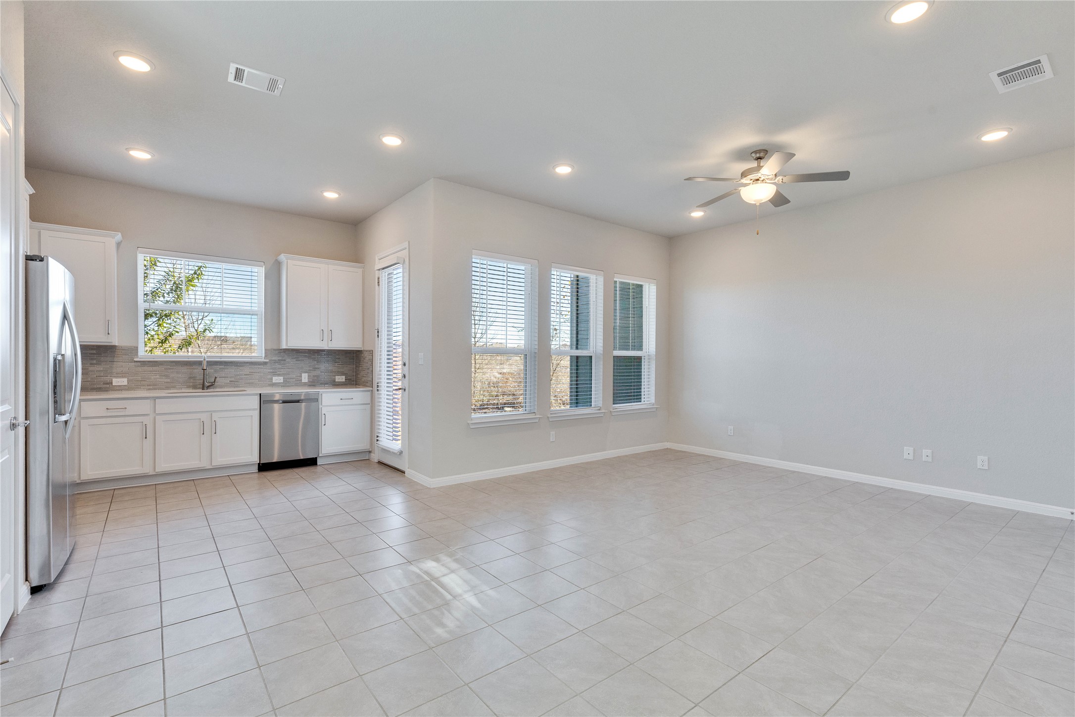 1015 Vista View Dr 502 — photo