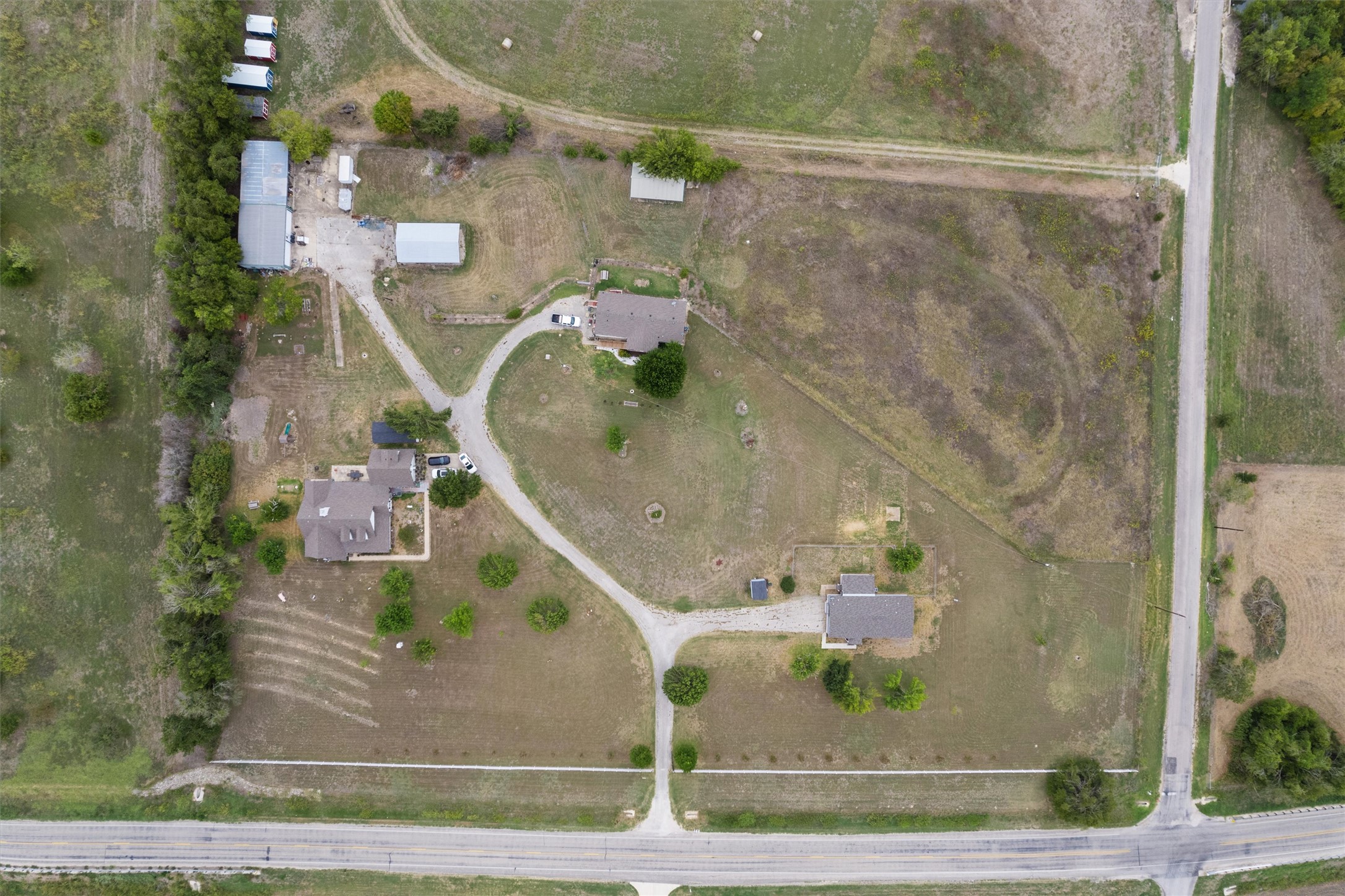 16351 FM 1660 — photo