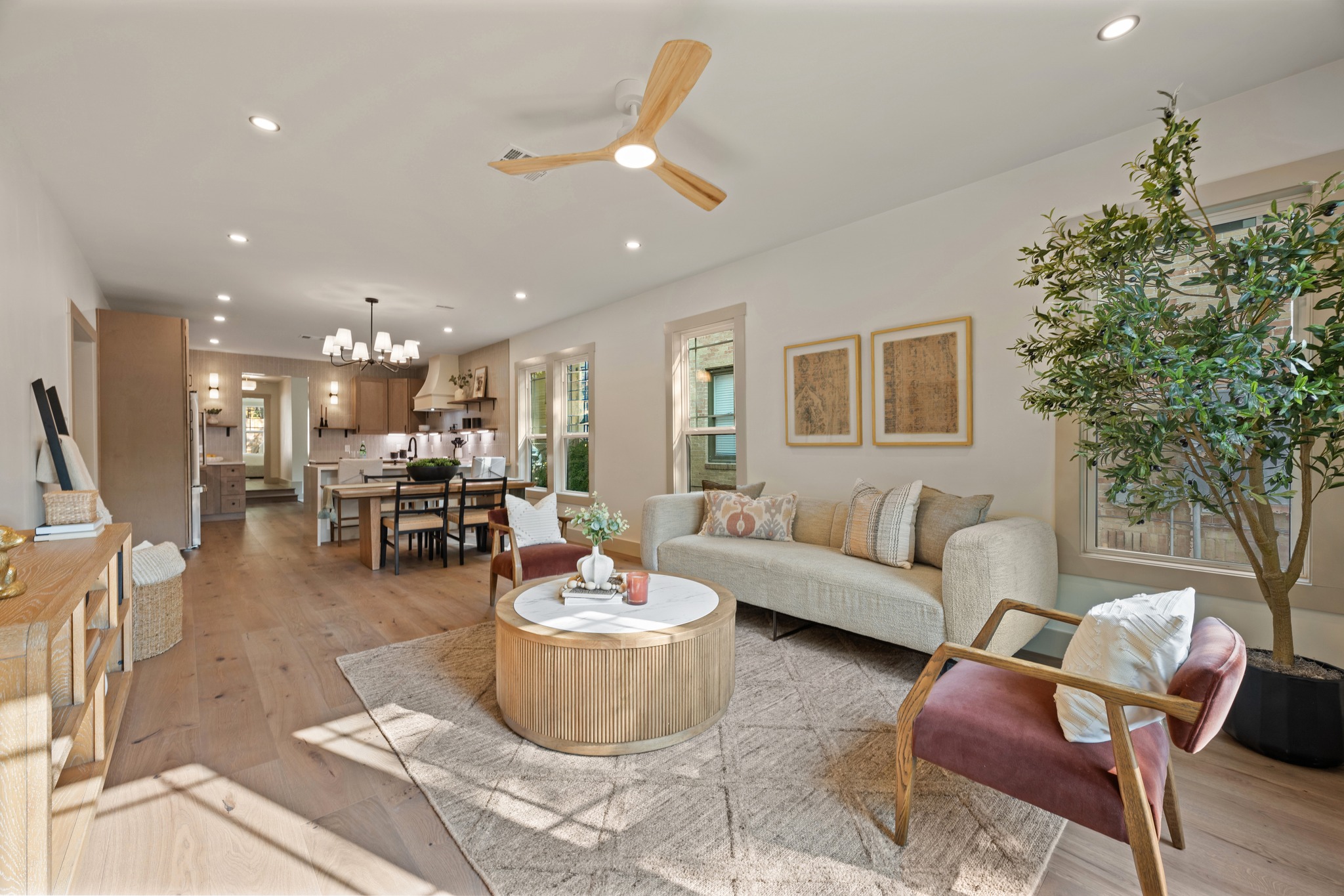 3304 Harris Park Ave — photo