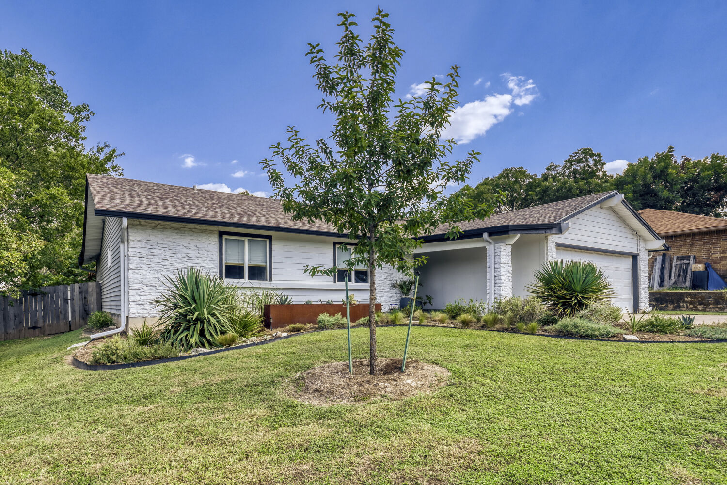 10109 Woodstock Dr — photo