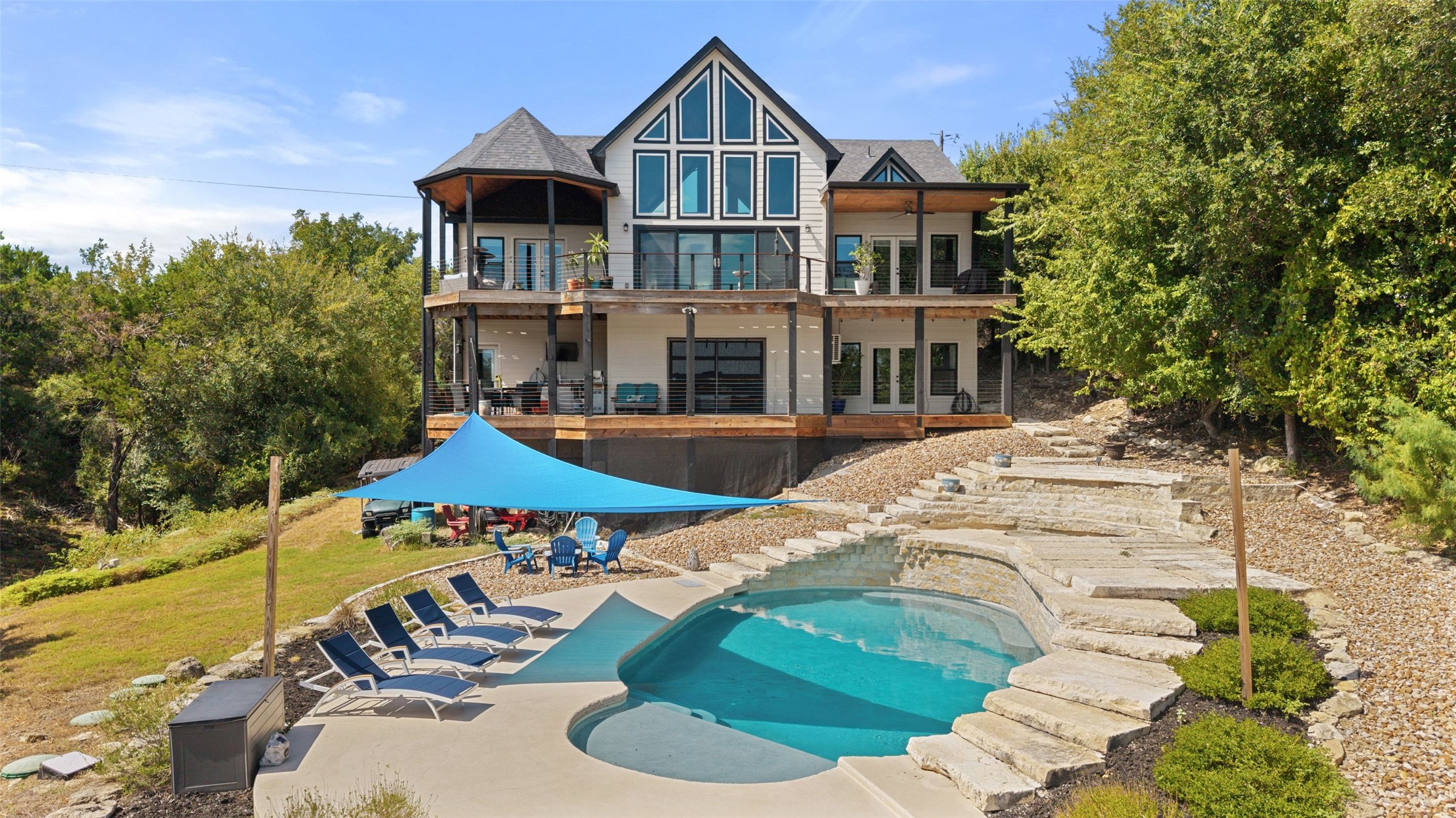 1289 Lakeshore Dr — photo