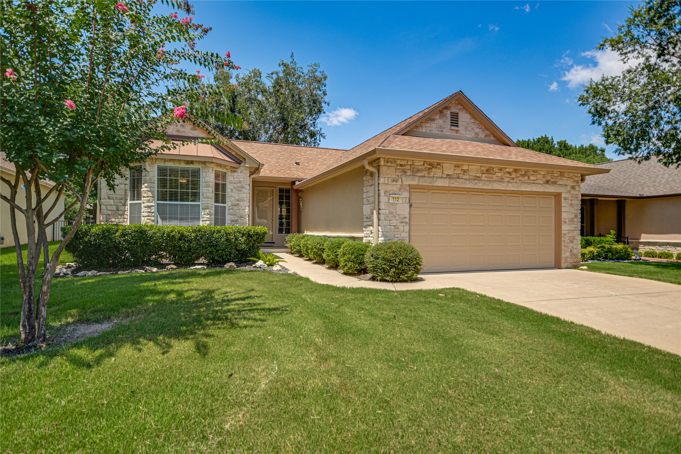 112 Bluebell Dr — photo