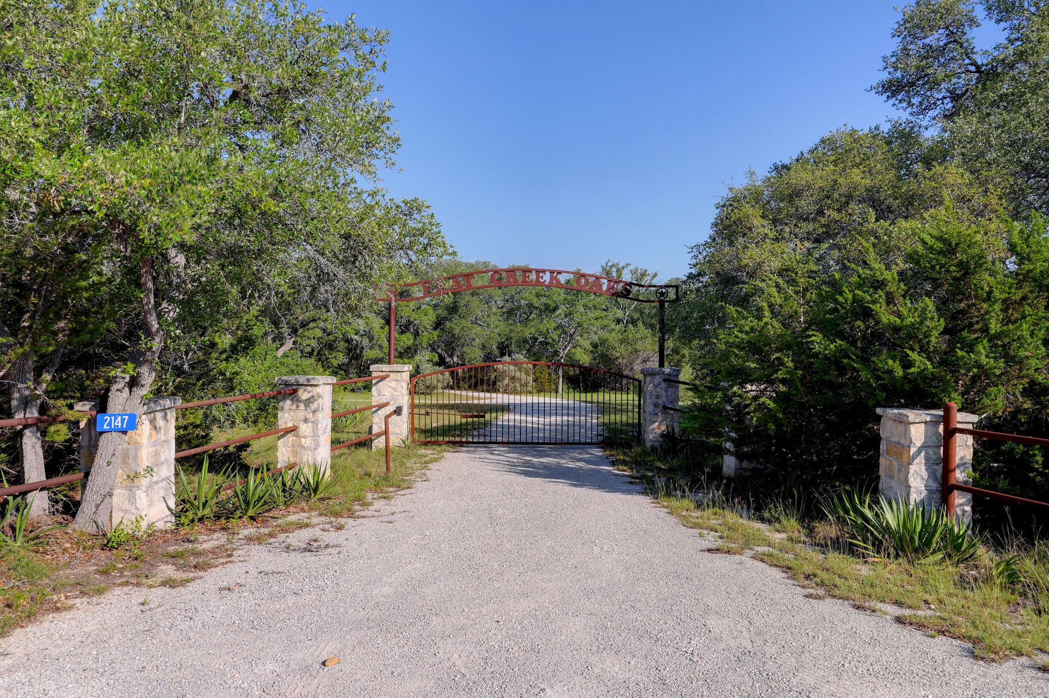 2147 Tejas Trail, Blanco, TX 78606 — photo 2