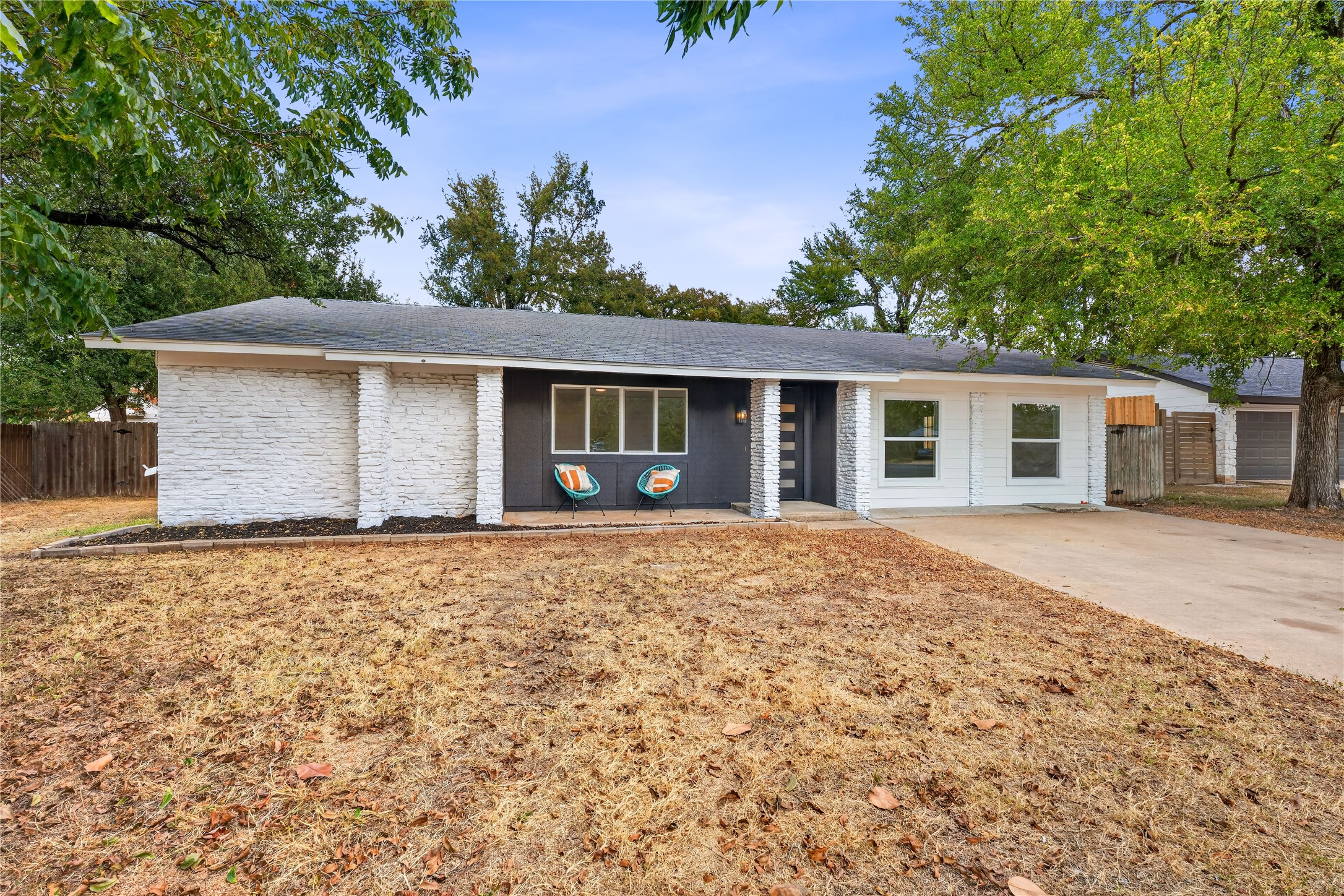 12505 Parkland Dr — photo