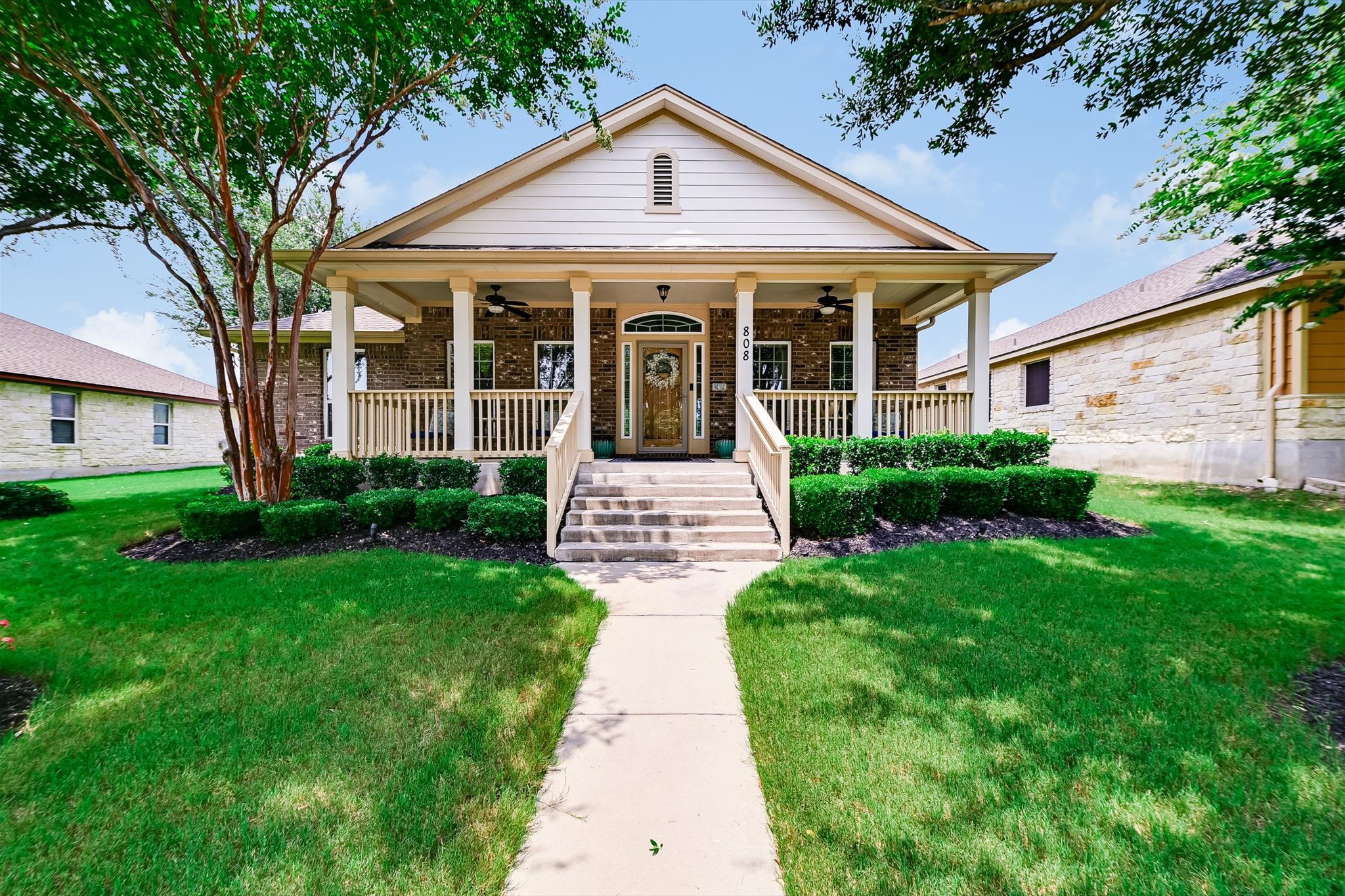 808 Walnut Canyon Blvd — photo