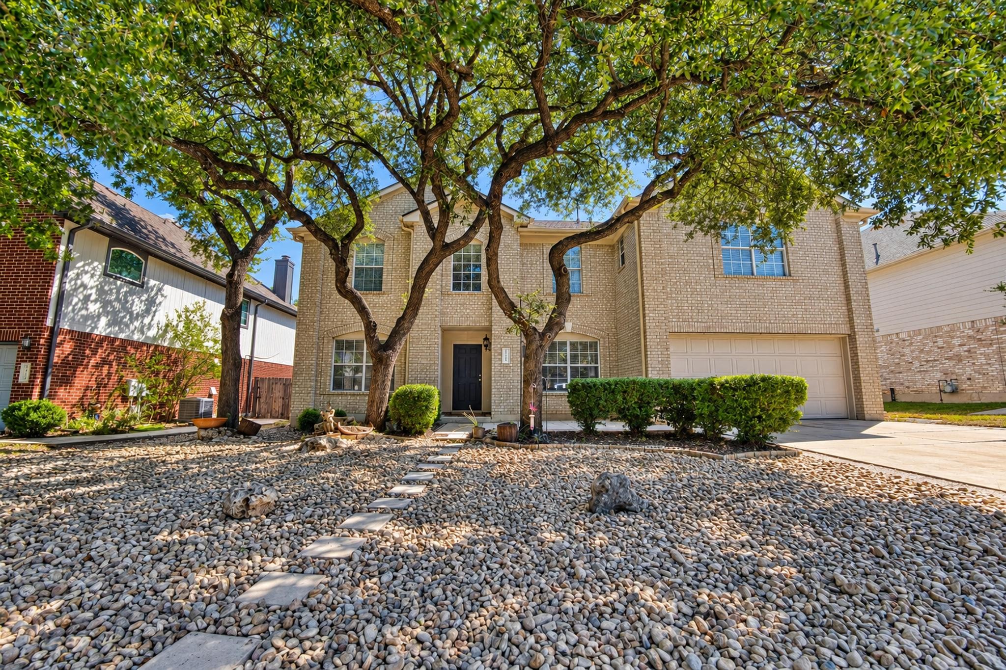 2616 Oakwood Glen Dr — photo