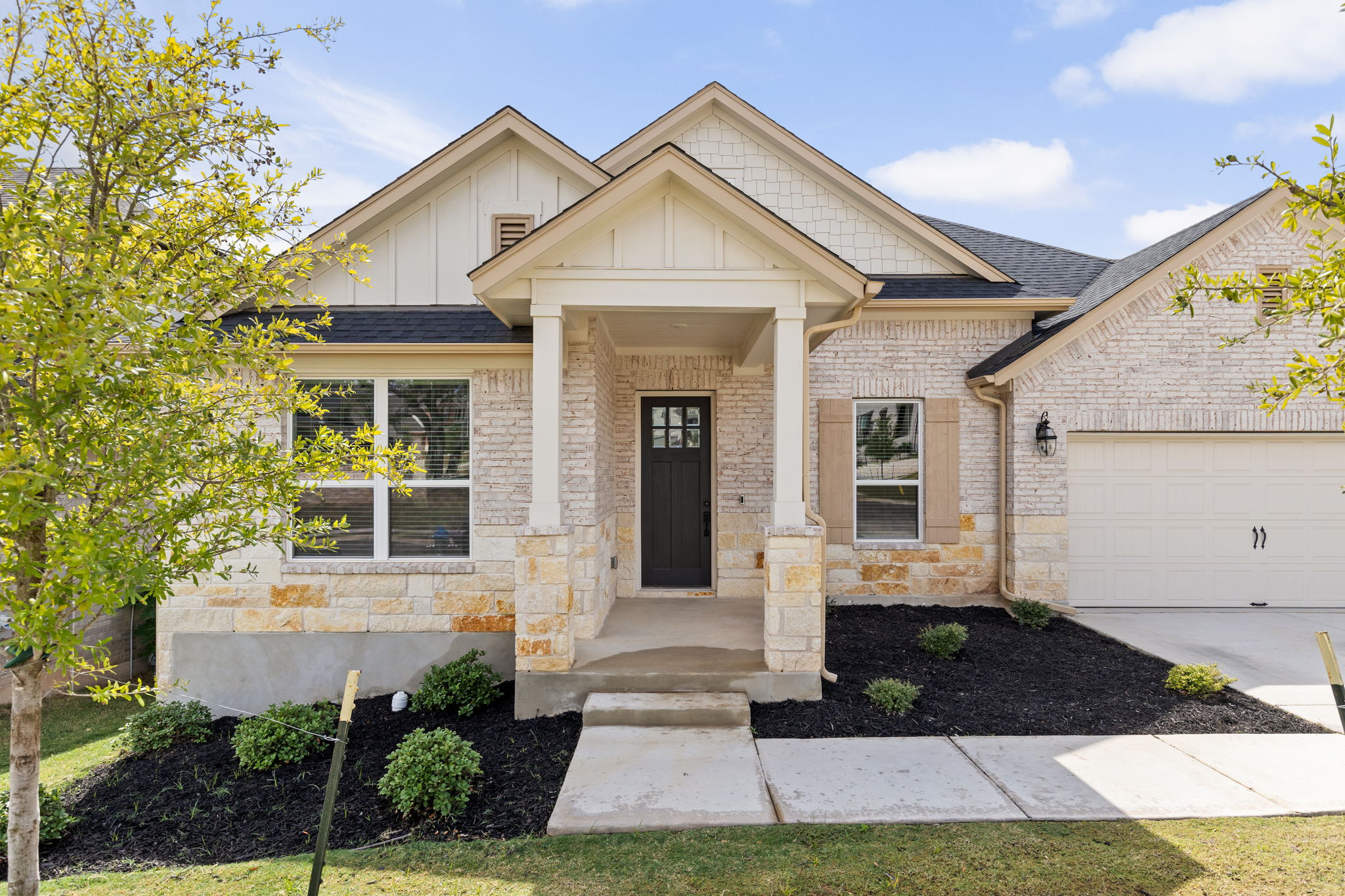 201 Blue Jasmine Trl — photo
