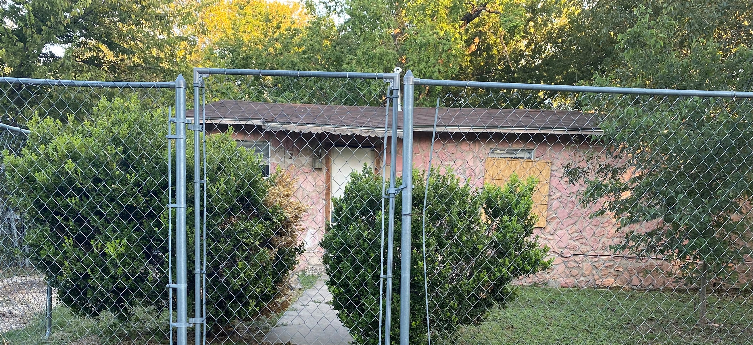 1105 Richardine Ave — photo