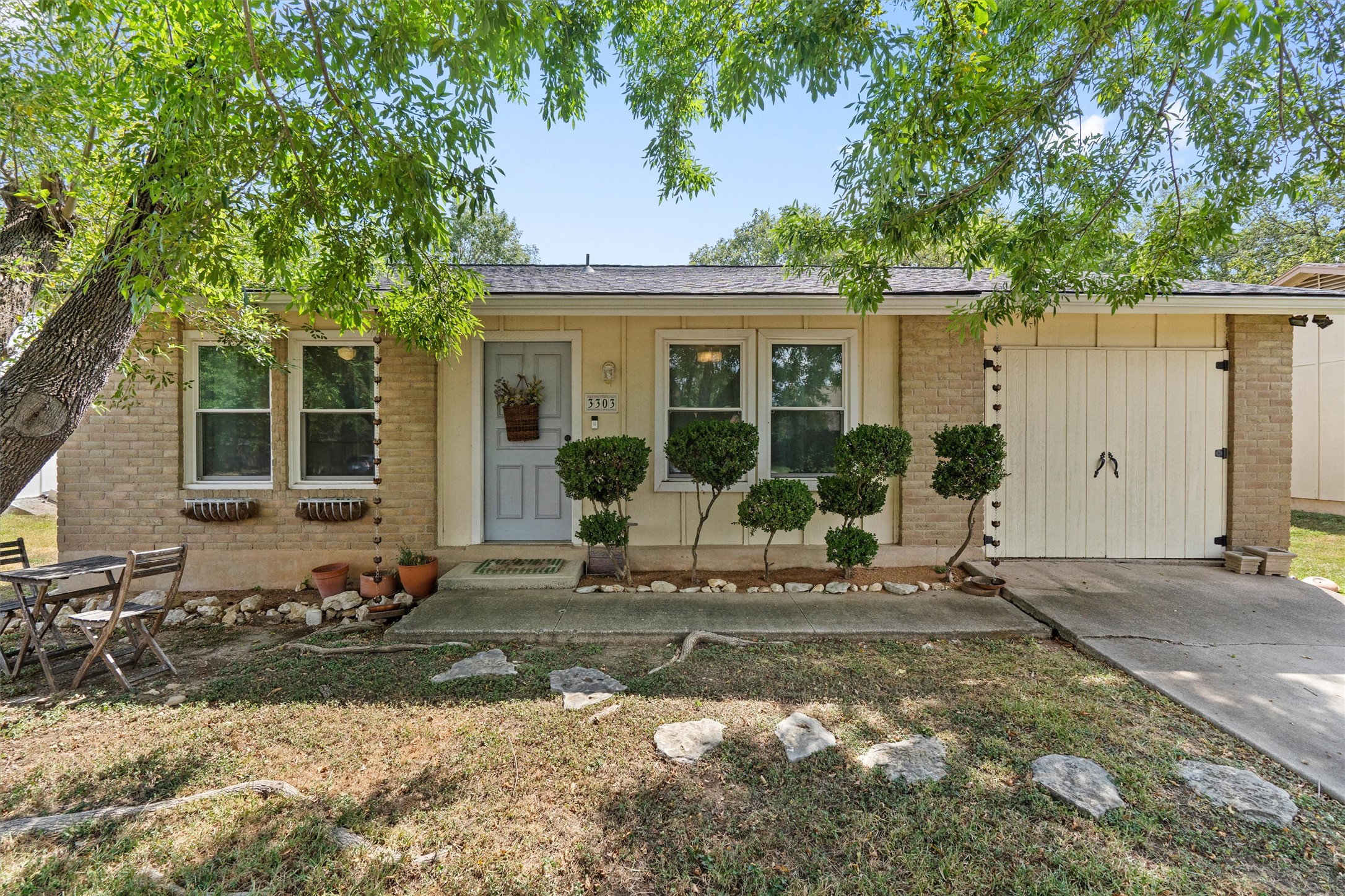 3303 Plantation Rd — photo