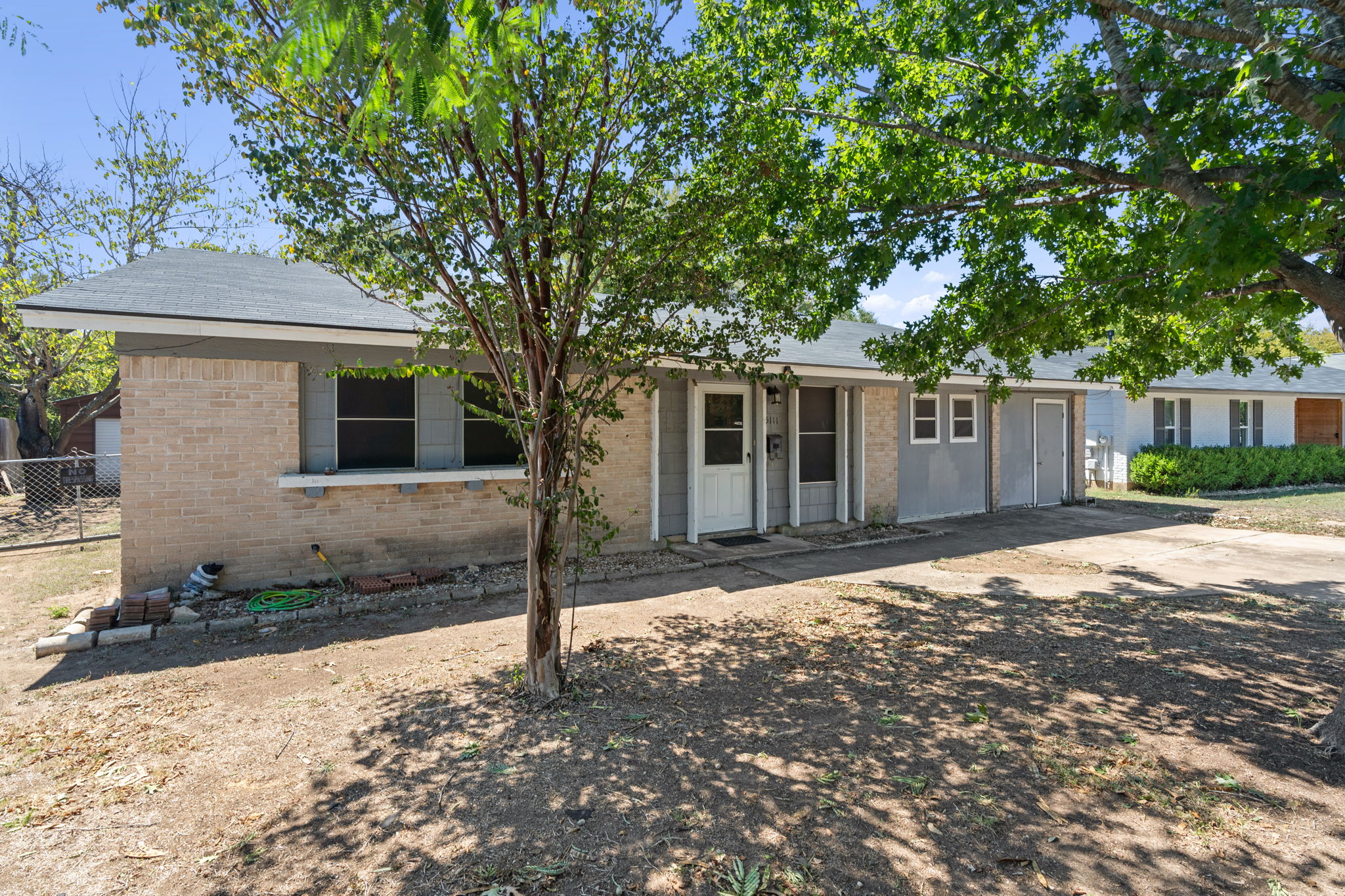 5111 Meadow Creek Dr — photo