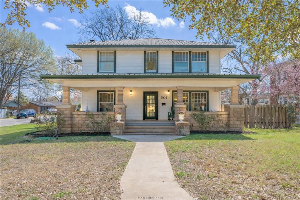 501 W Buck Street — photo