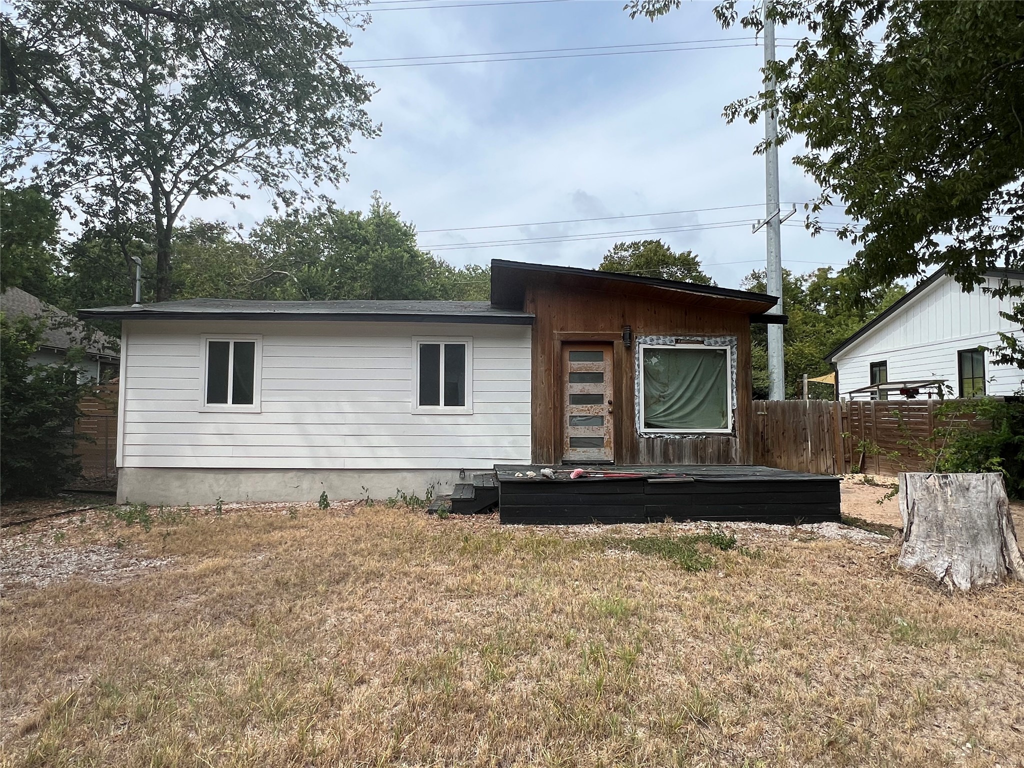 1144 Richardine Ave — photo