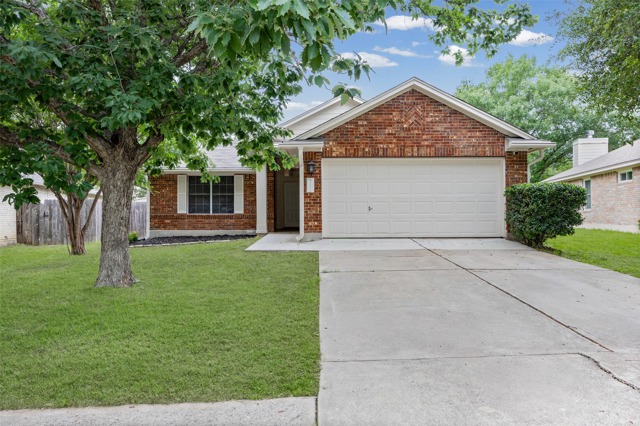 12020 Battle Bridge Dr — photo