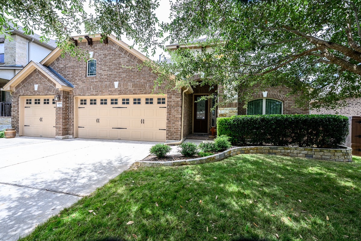 12904 Bismark Dr — photo