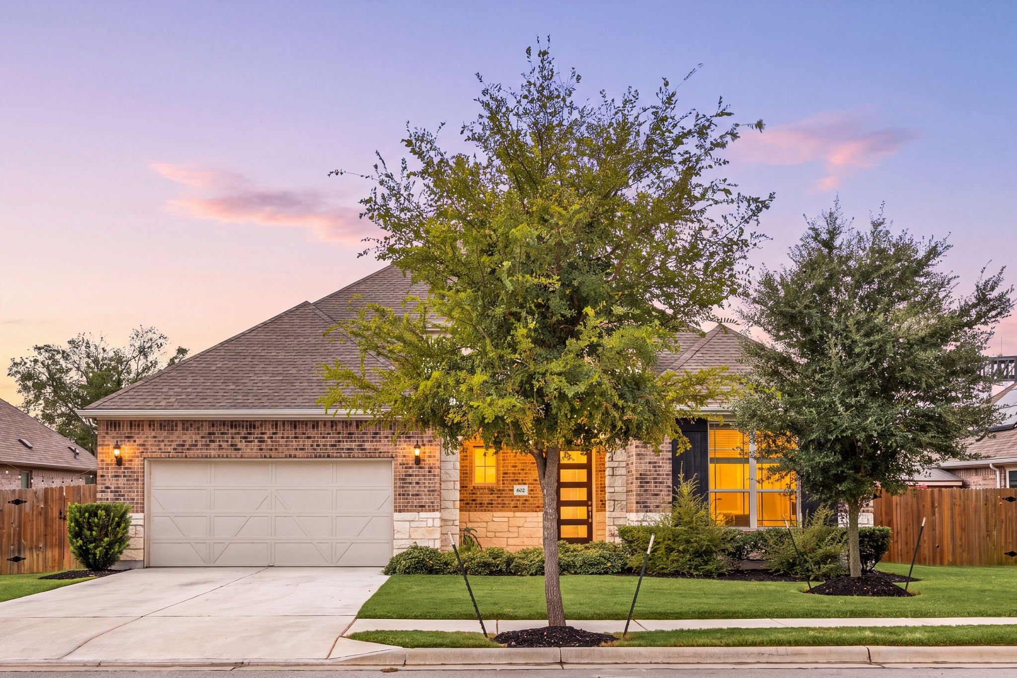 602 Pulitzer Dr — photo