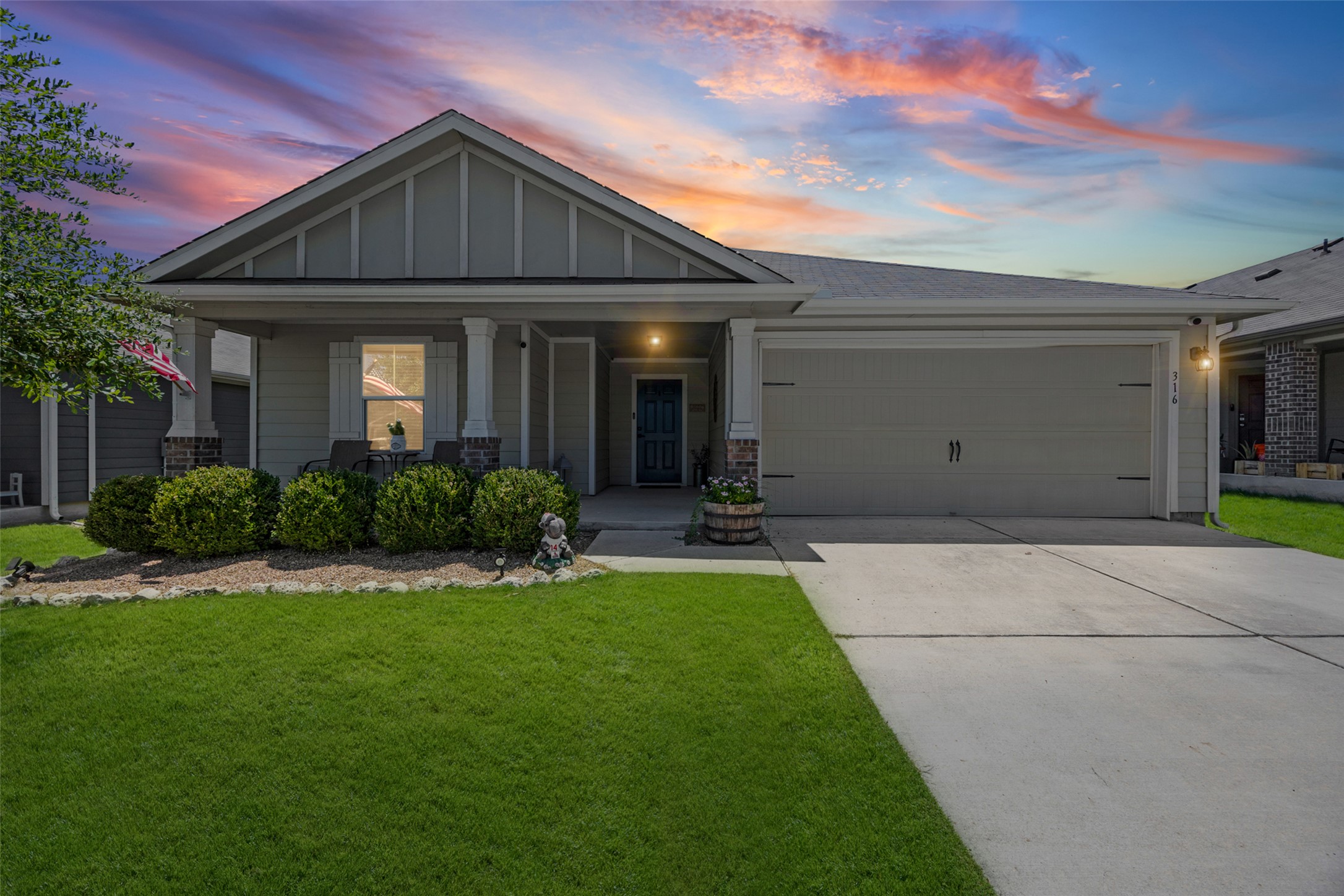 316 Cassandra Dr — photo