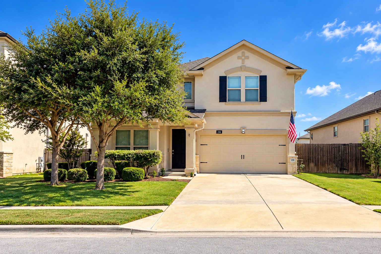 208 Tailwind Dr — photo