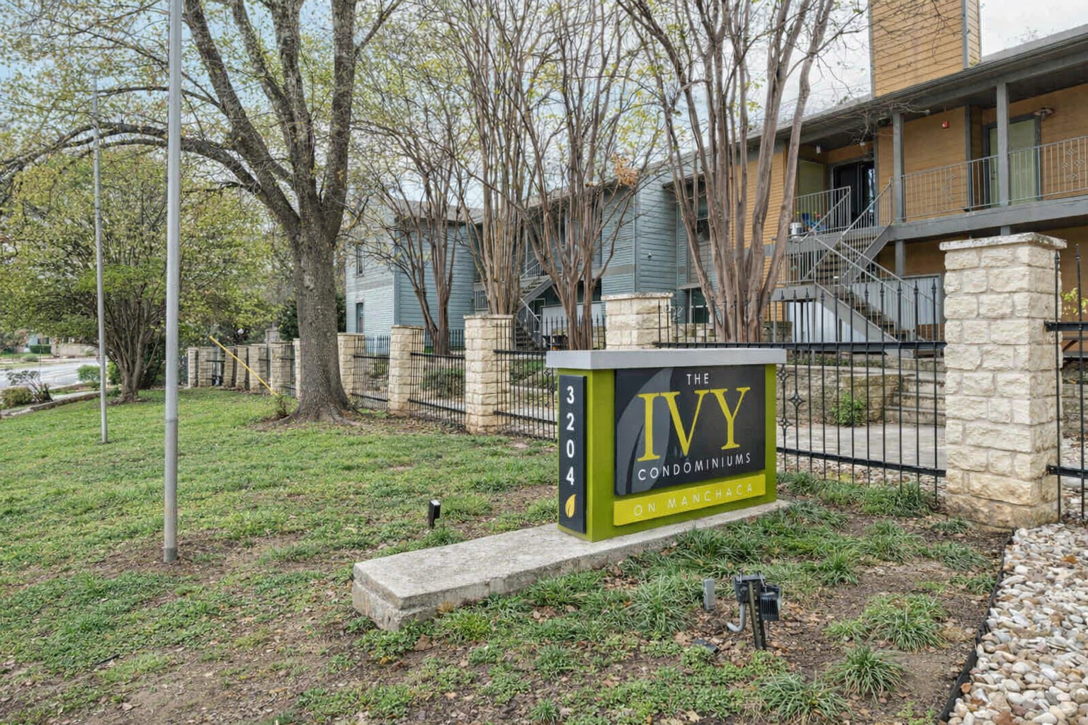 3204 Manchaca Road #407, Austin, TX 78704