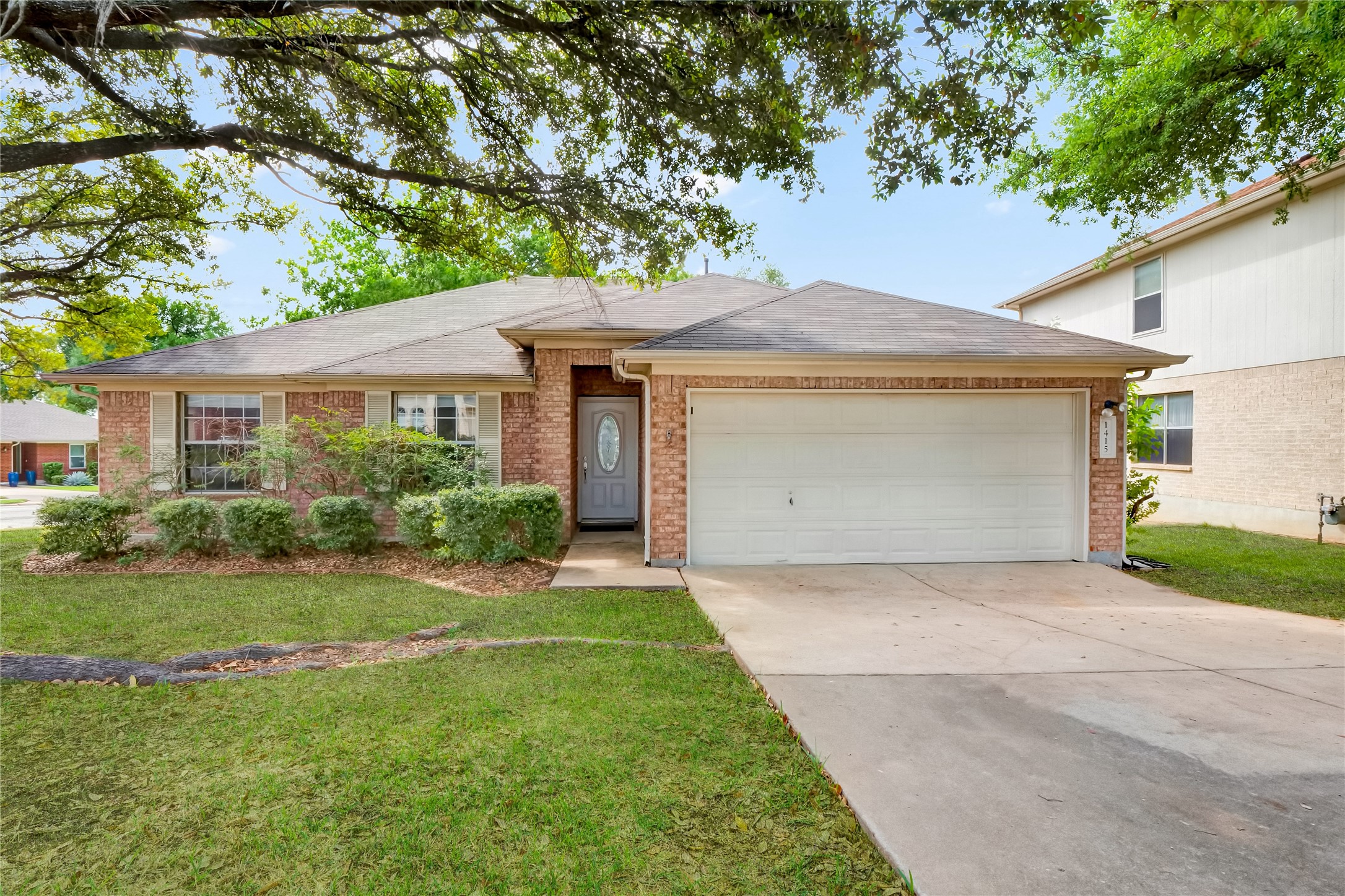 1415 Quicksilver Cir — photo