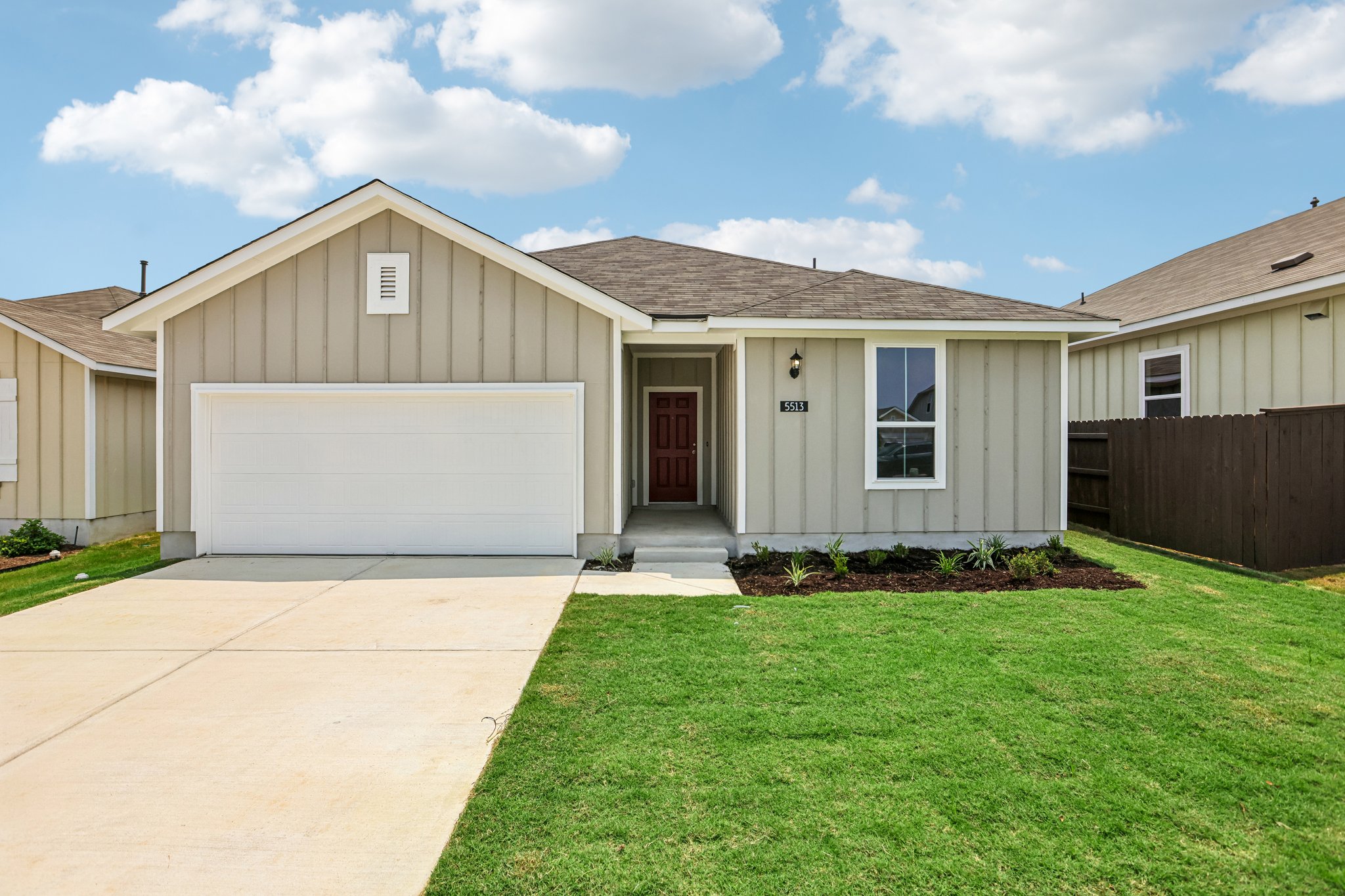 5513 Sacra CV — photo