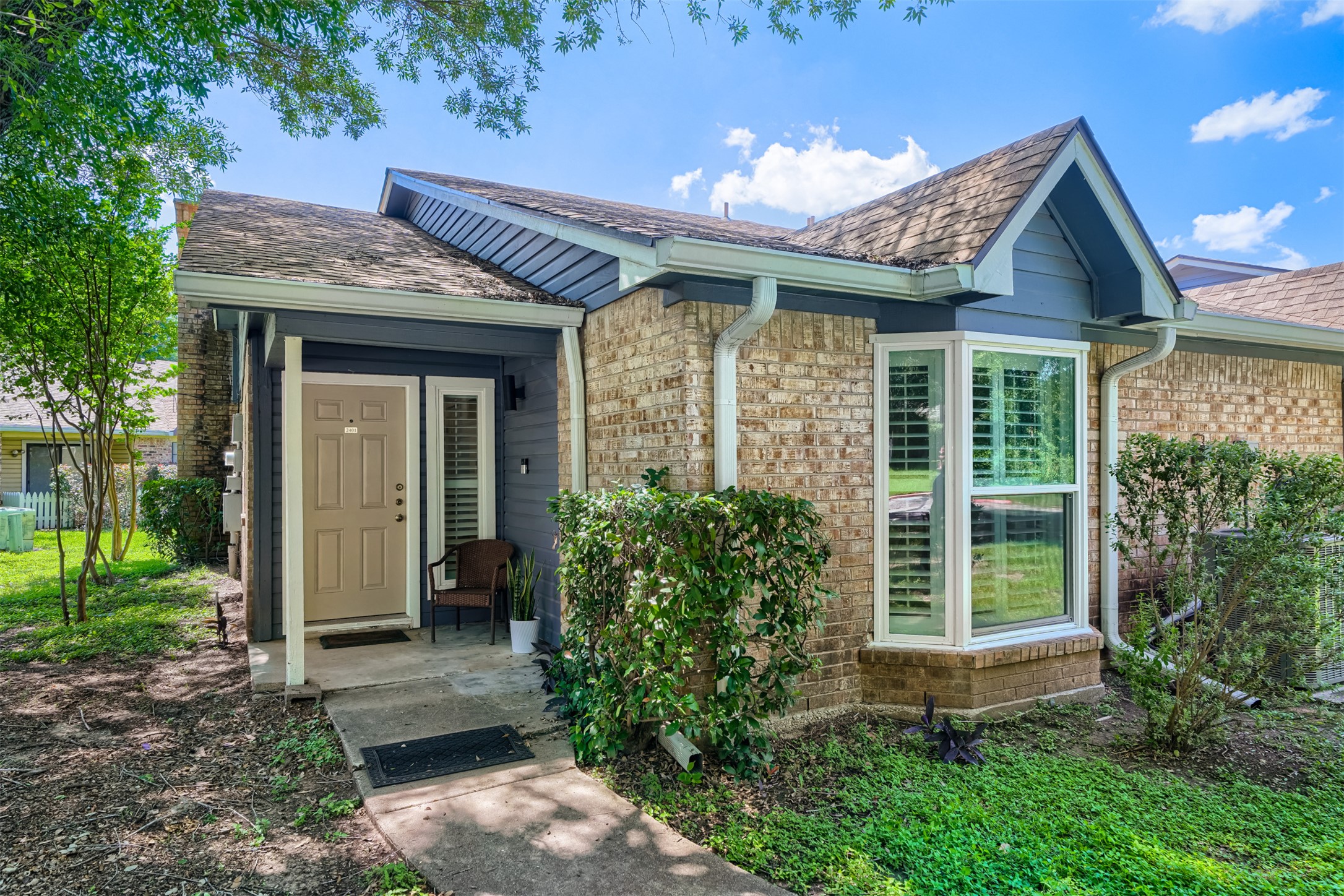 1601 Faro Dr 2401 — photo