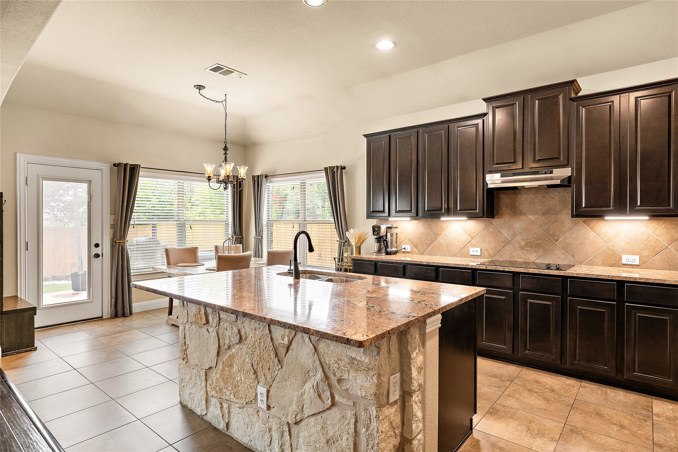 1008 N Ash CV — photo
