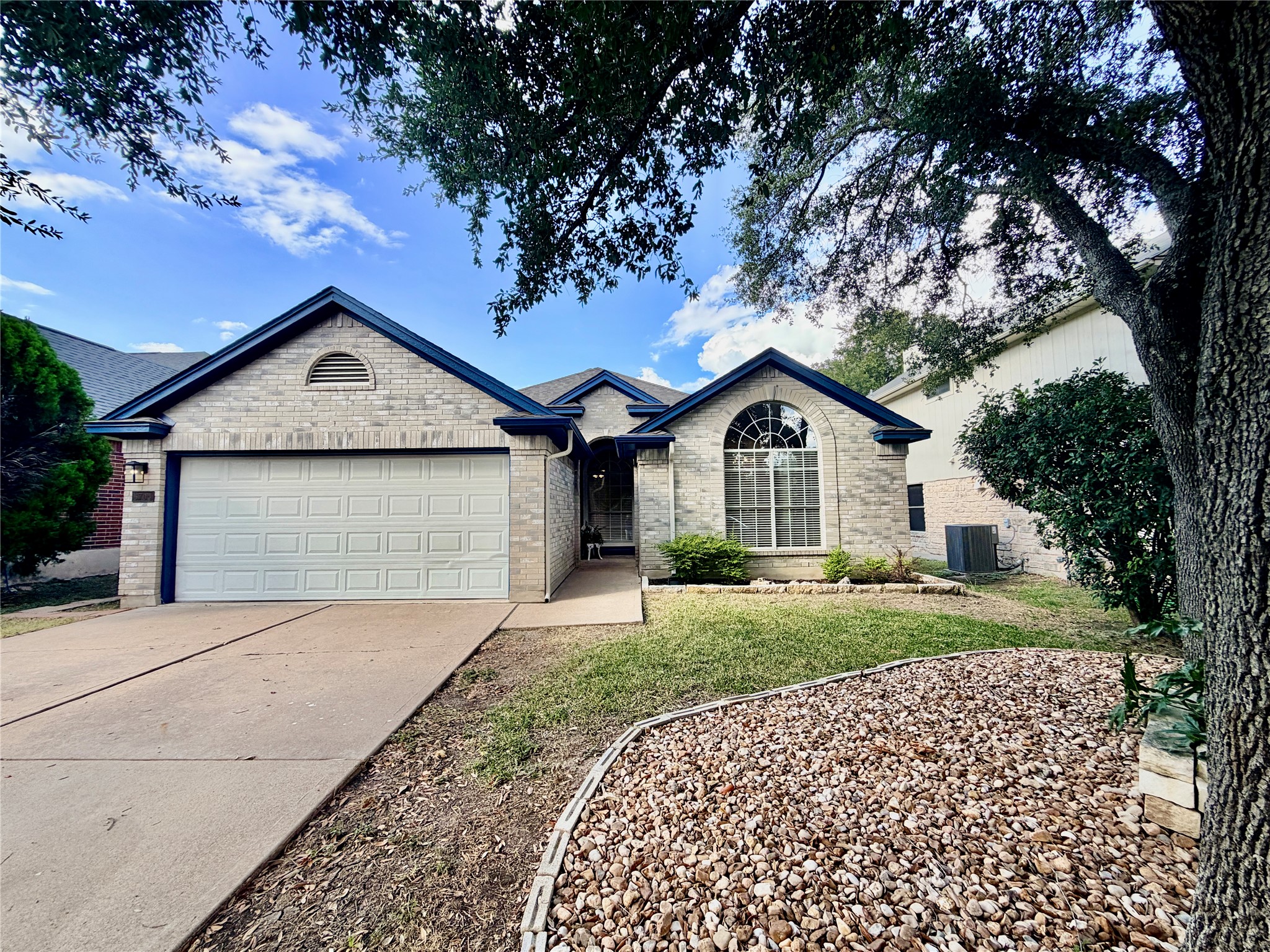 3704 Kissman Dr — photo