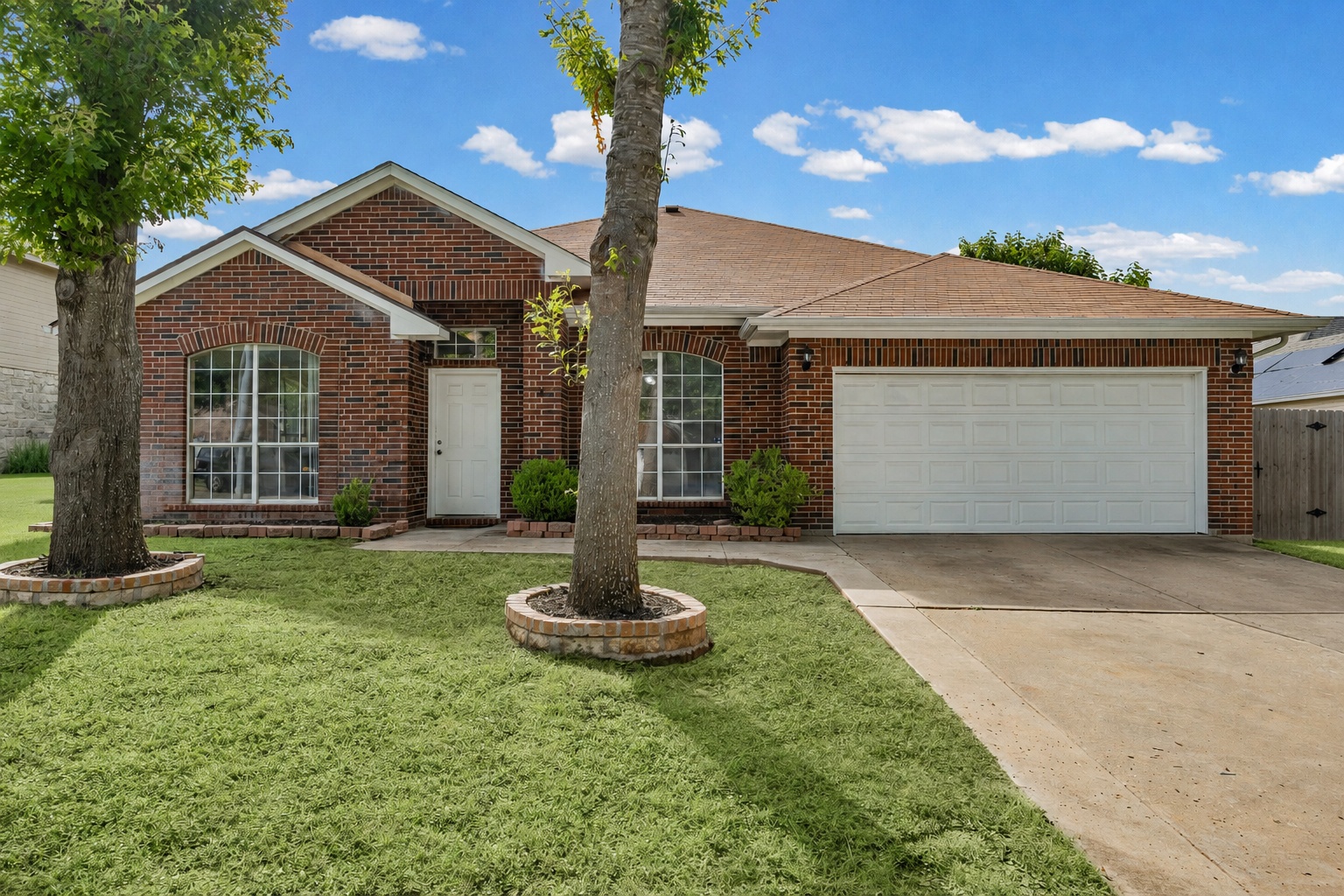 801 Brown Dr — photo