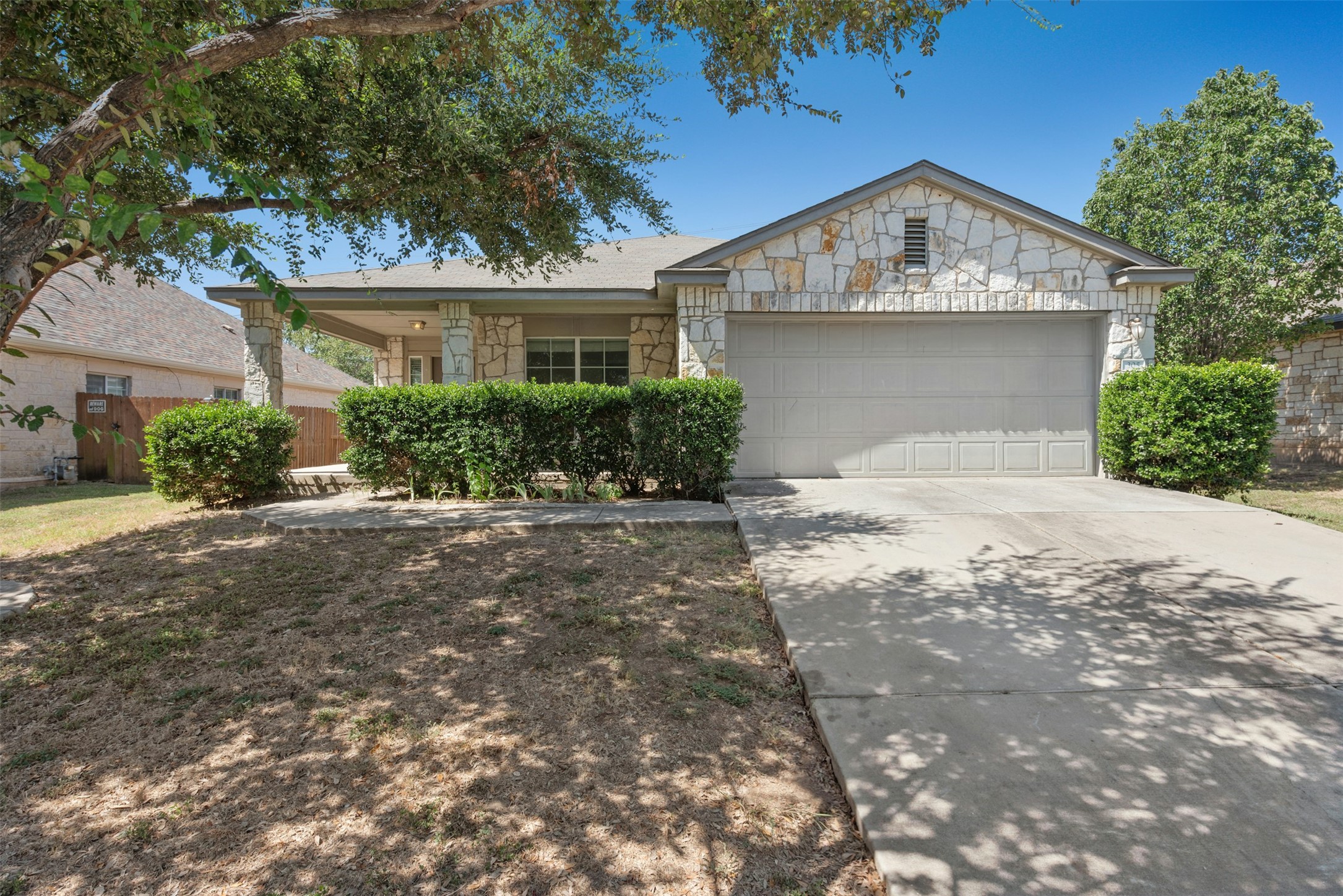 305 Verano Dr — photo