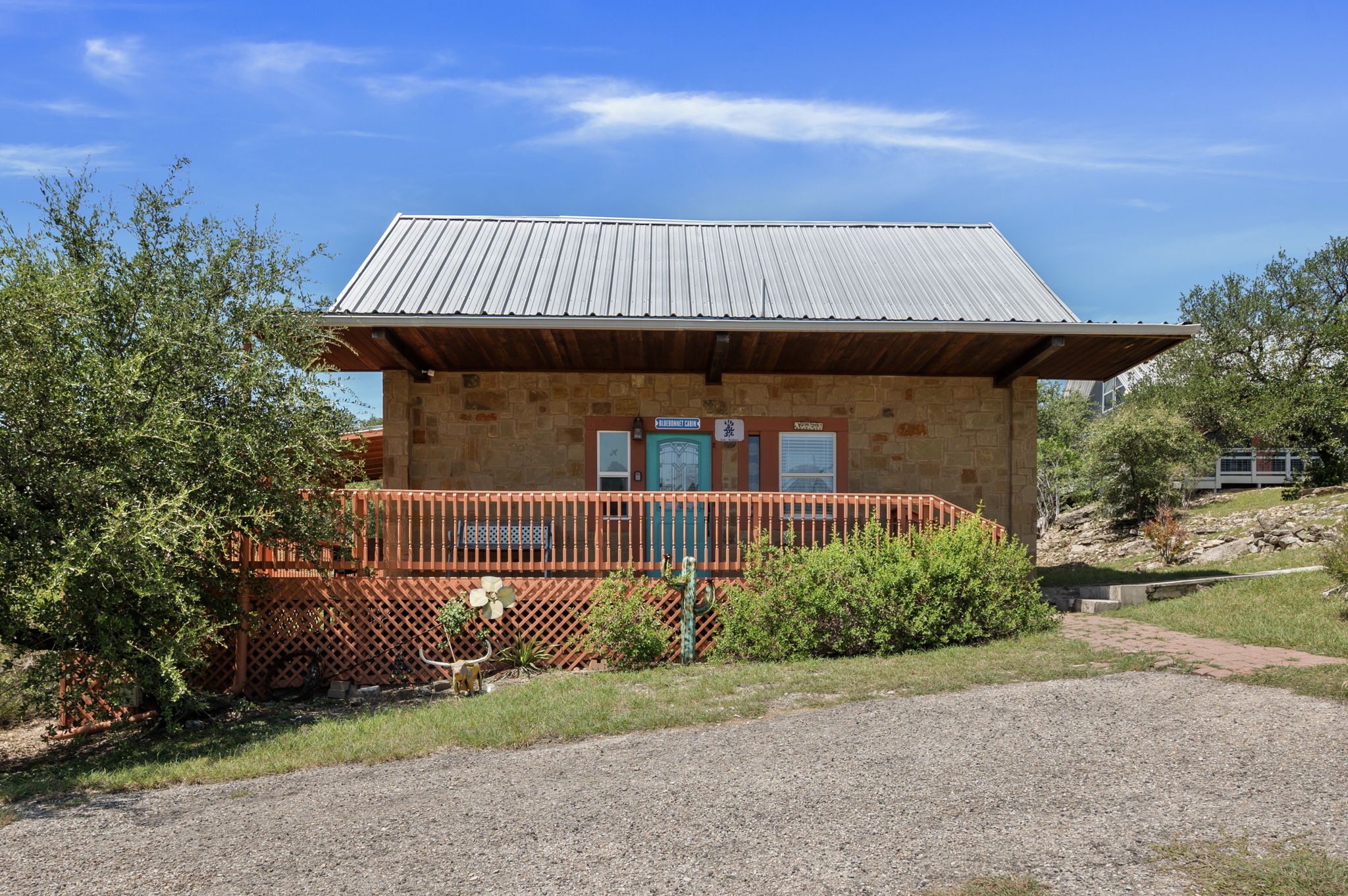 28525 Paradise Manor Dr — photo