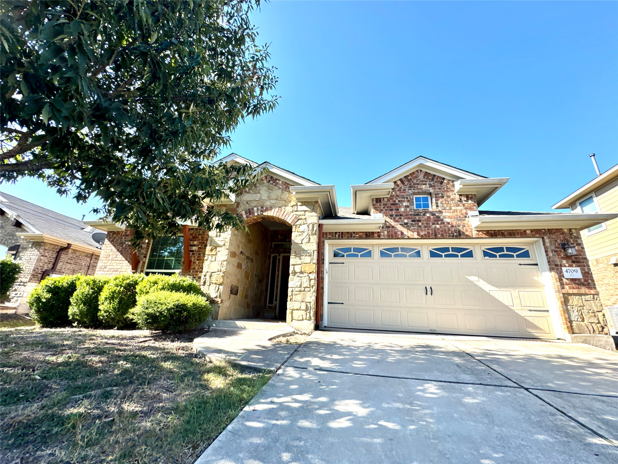 4709 Rolling Water Dr — photo