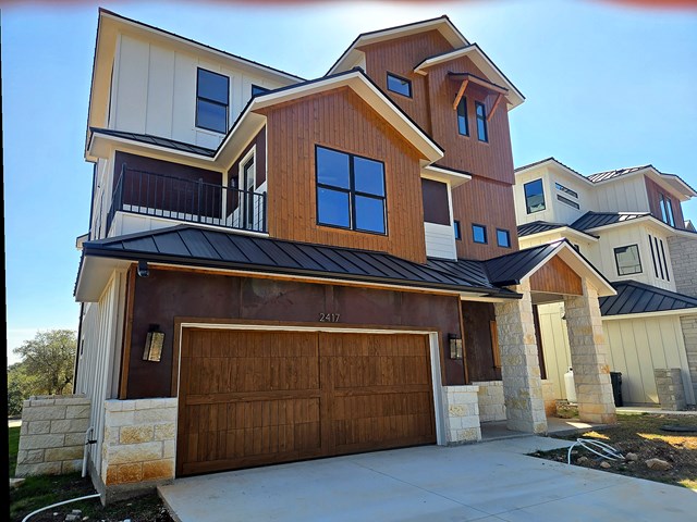 2417 Bruin Dr — photo