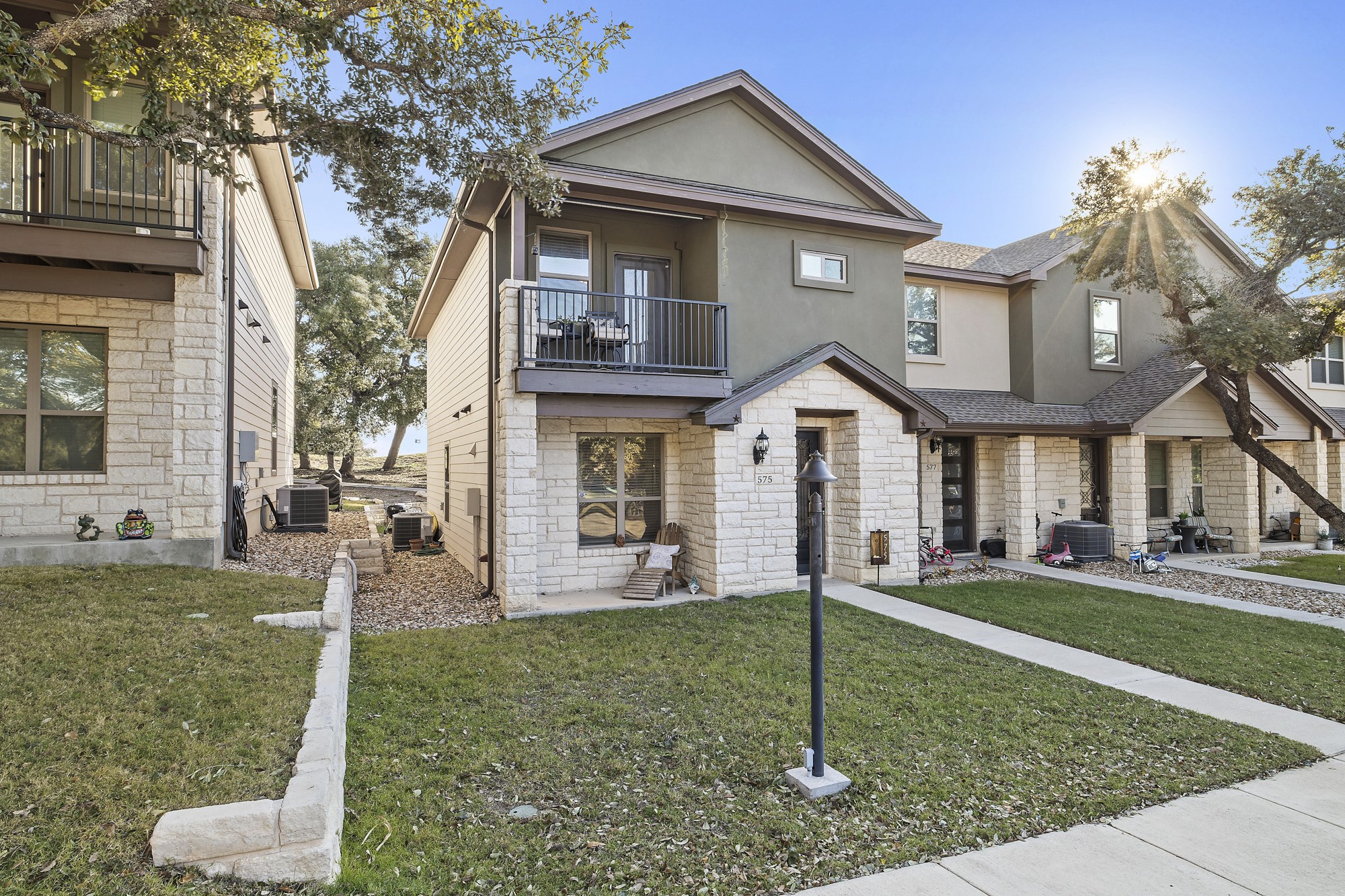 575 Demarett Dr — photo