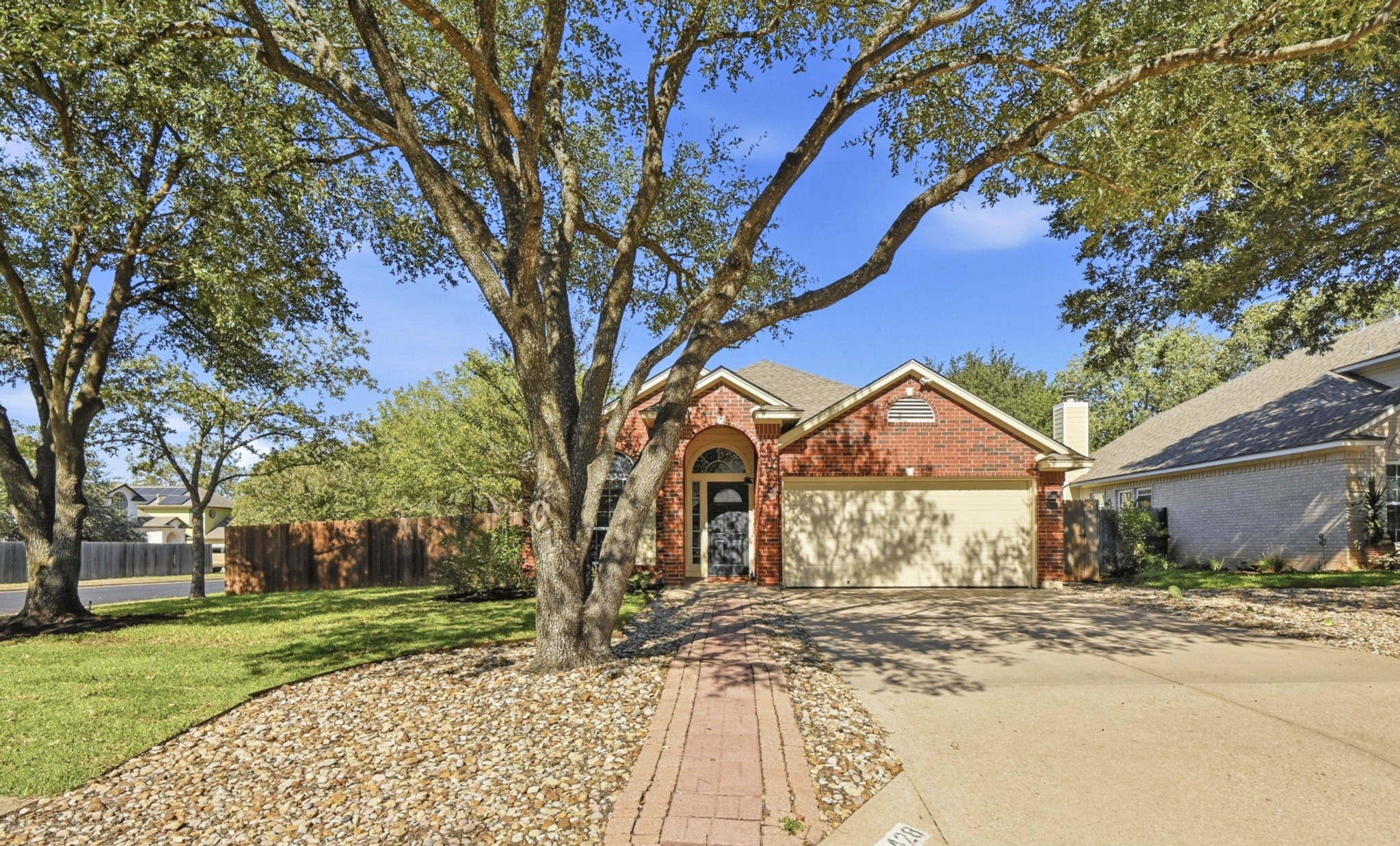 9428 Linkmeadow Dr — photo